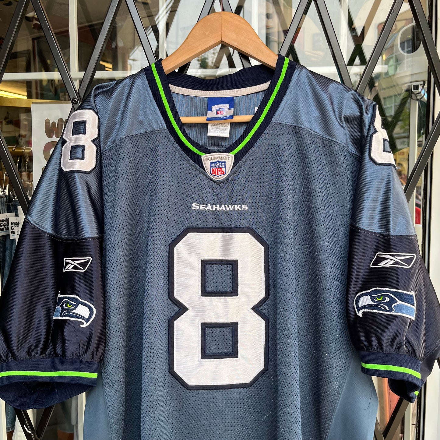 Vintage Seattle Seahawks Matt Hasselbeck Authentic Stitched Jersey - Size XXXL