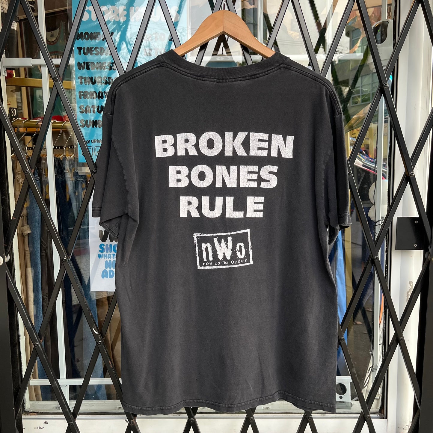 1998 WCW New World Order Wrestling Tee - Size L