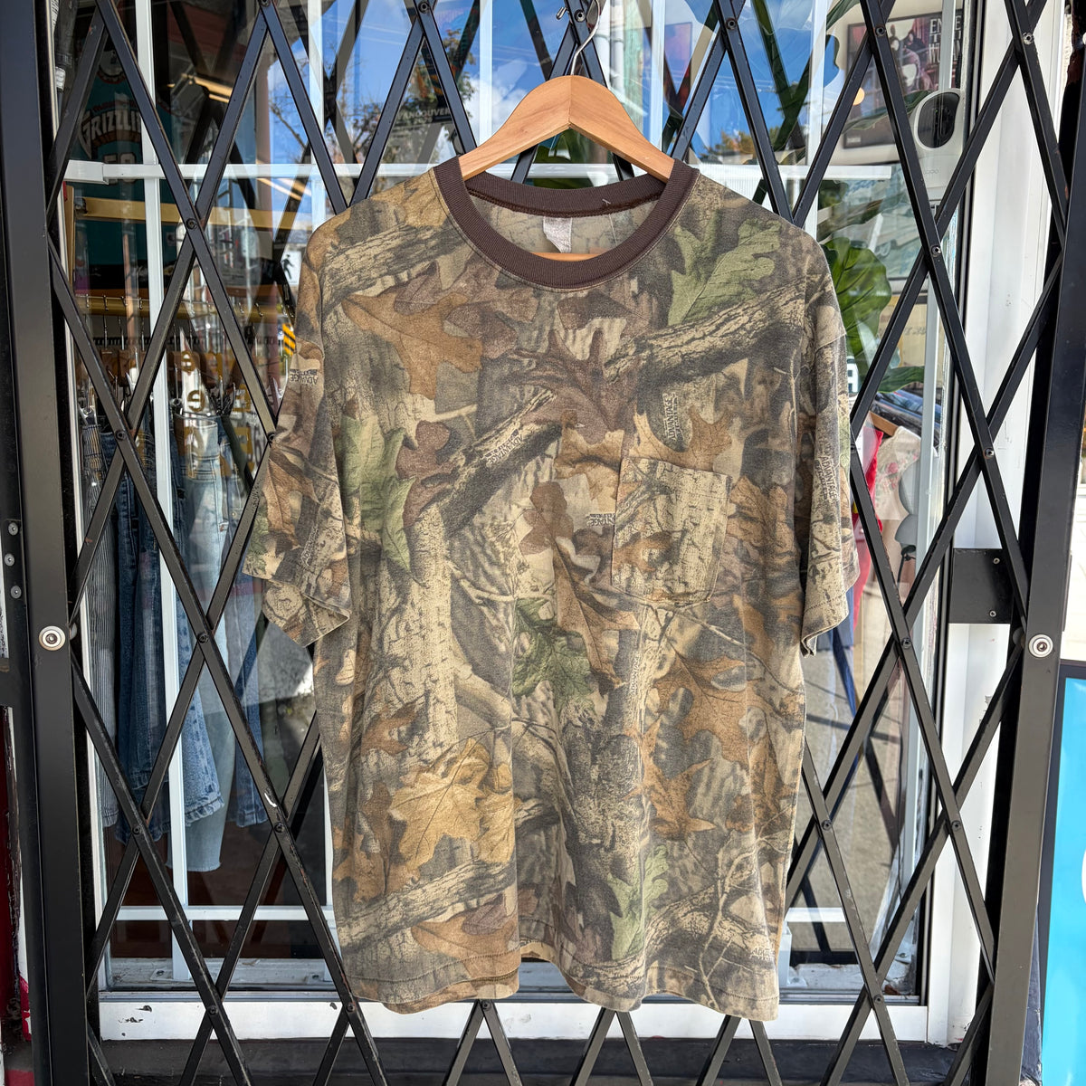 Vintage Real Tree Pocket Tee - Size XL