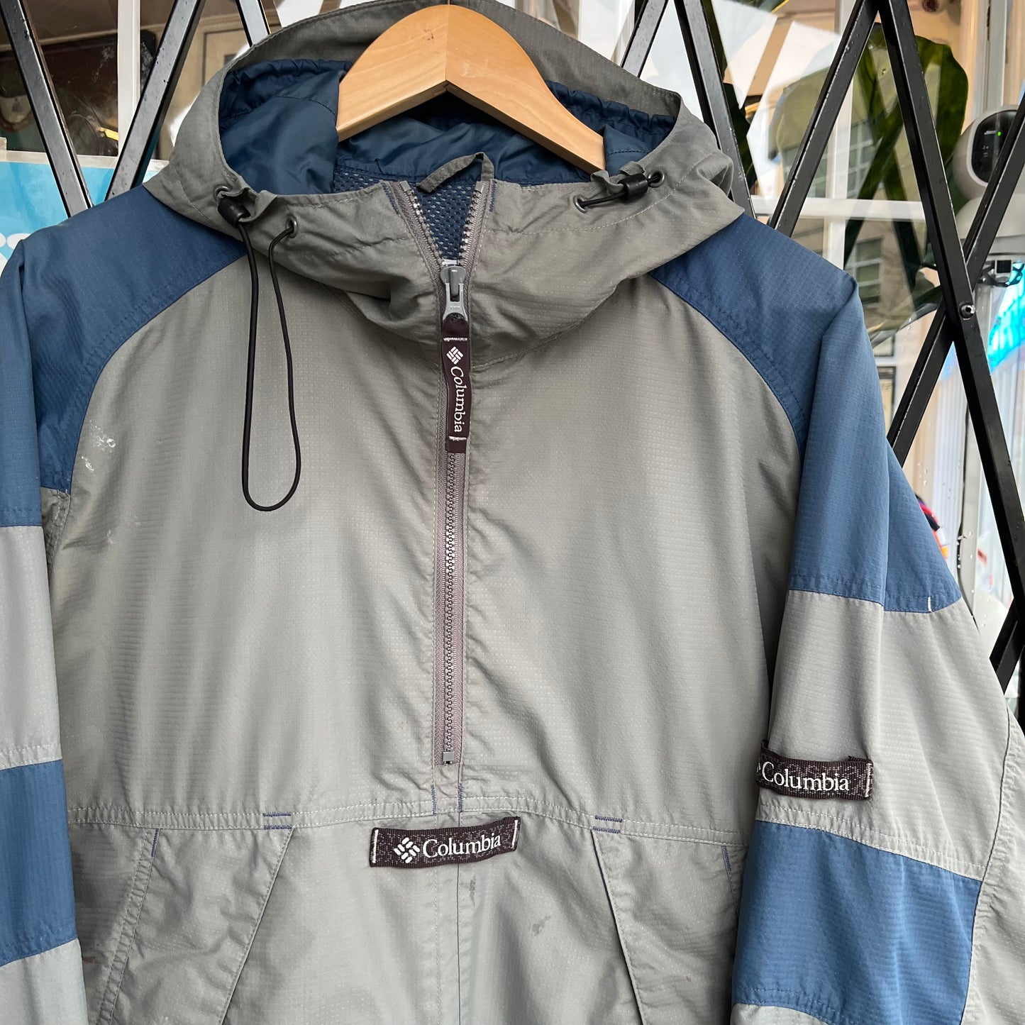 Vintage Columbia Pullover Windbreaker - Size M
