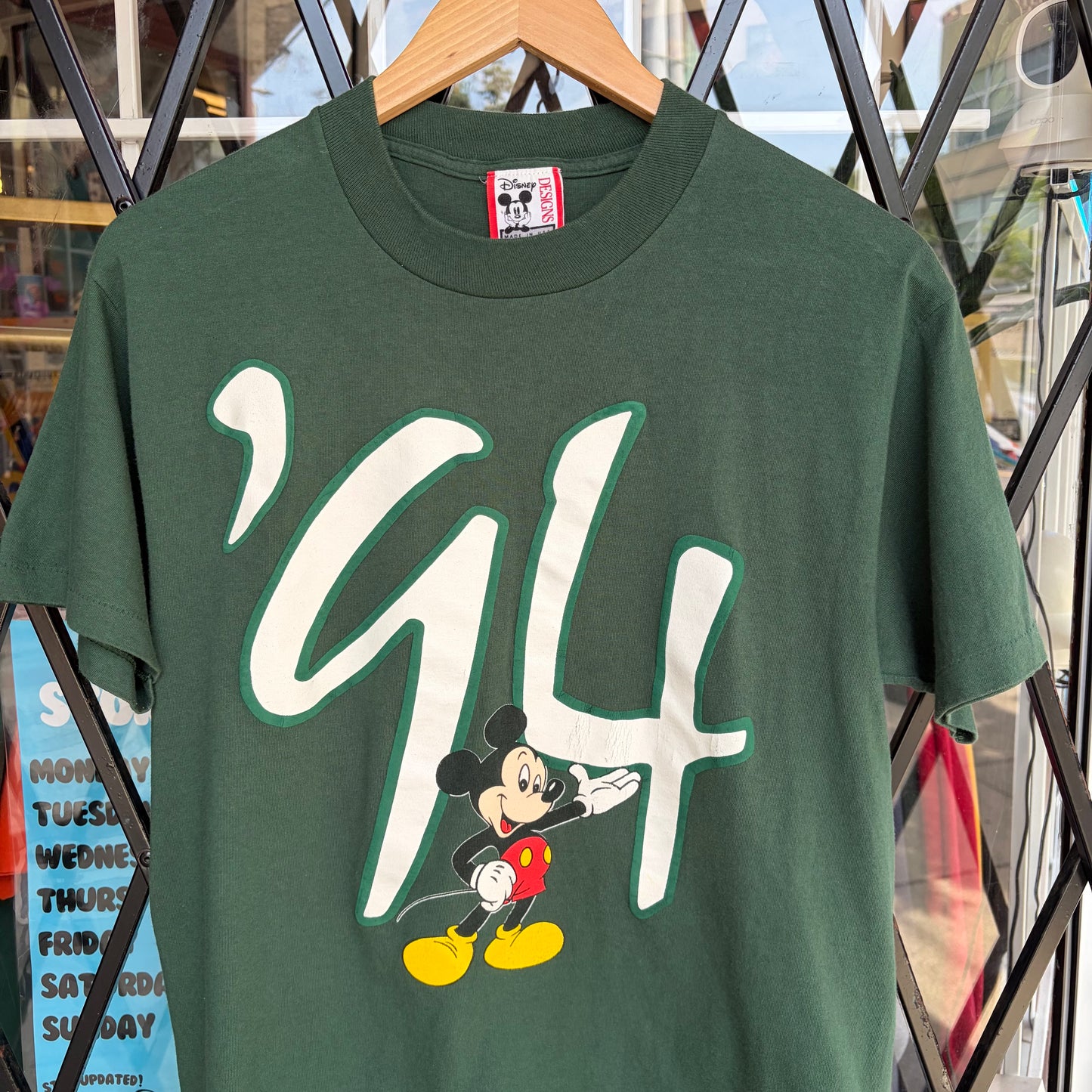 1994 Disneyland Tee - Size M
