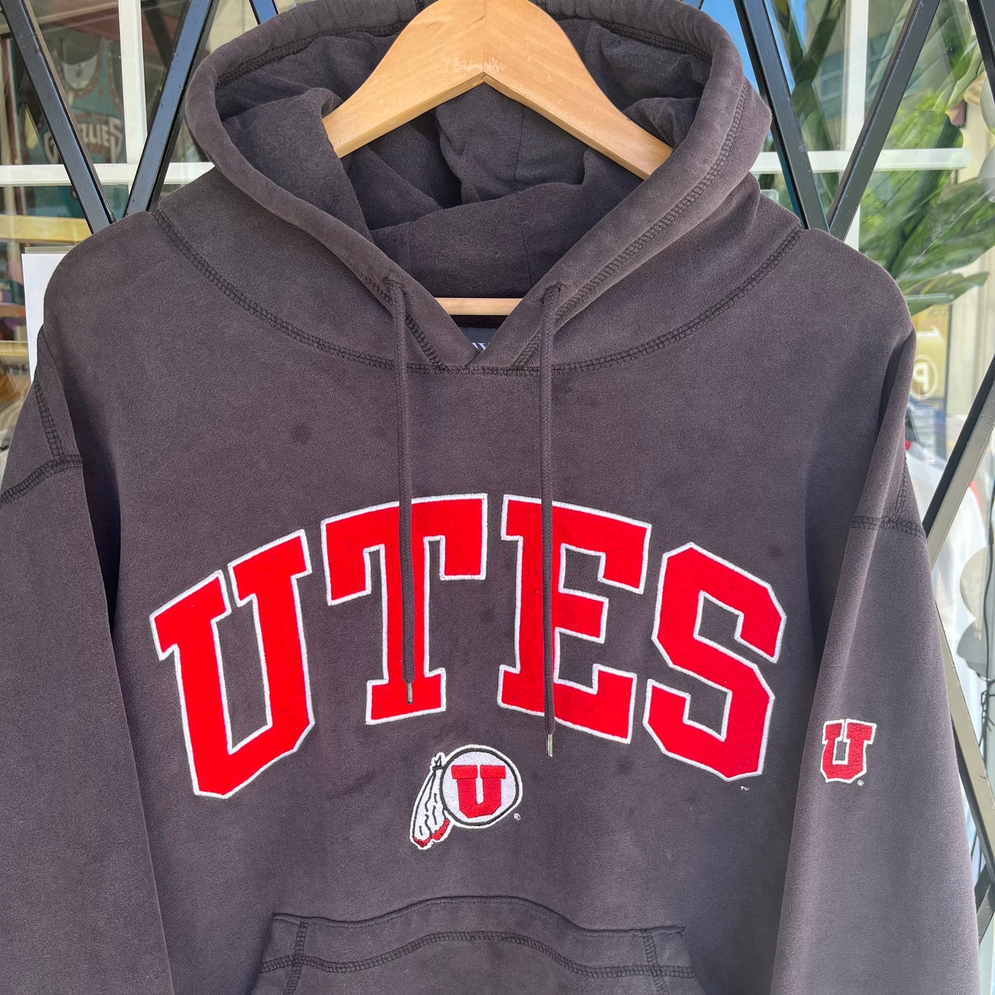 University of Utah Hoodie - Size M