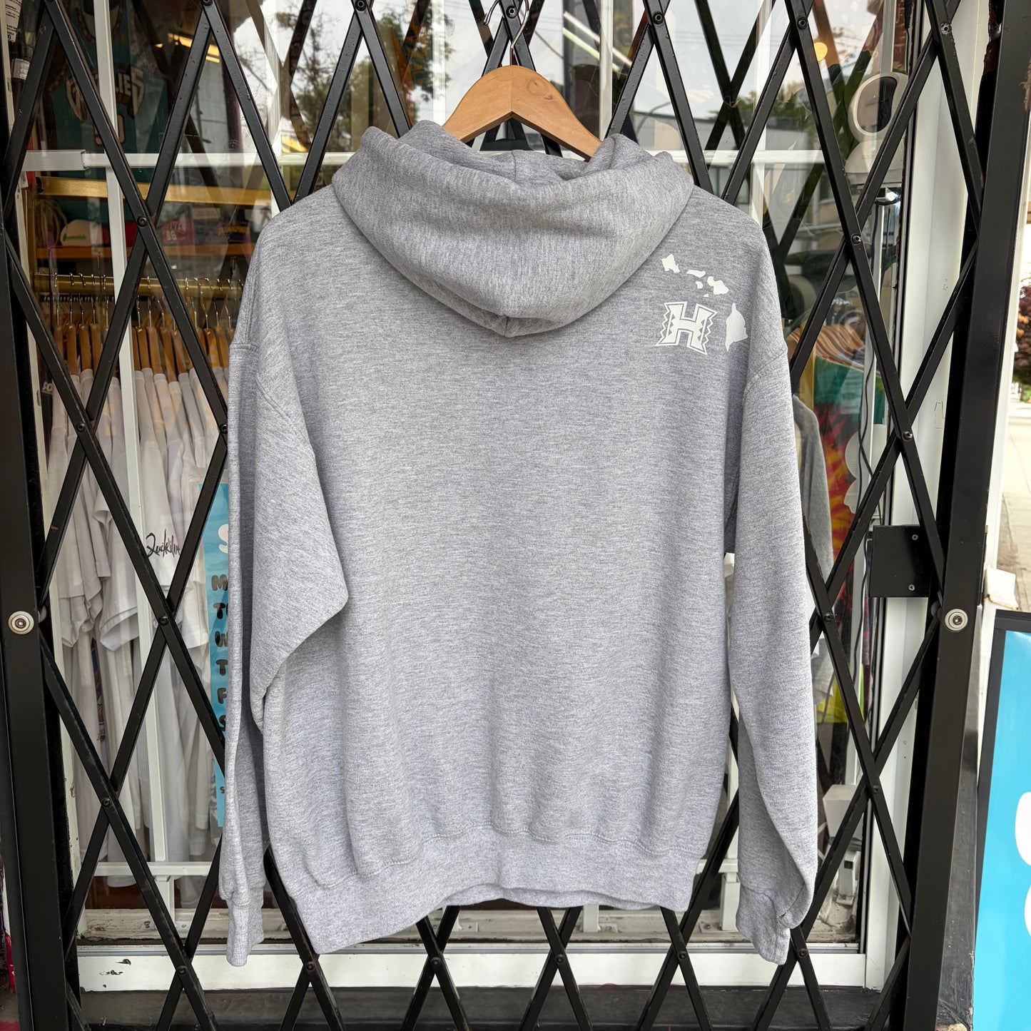 University of Hawaii Hoodie - Size XL