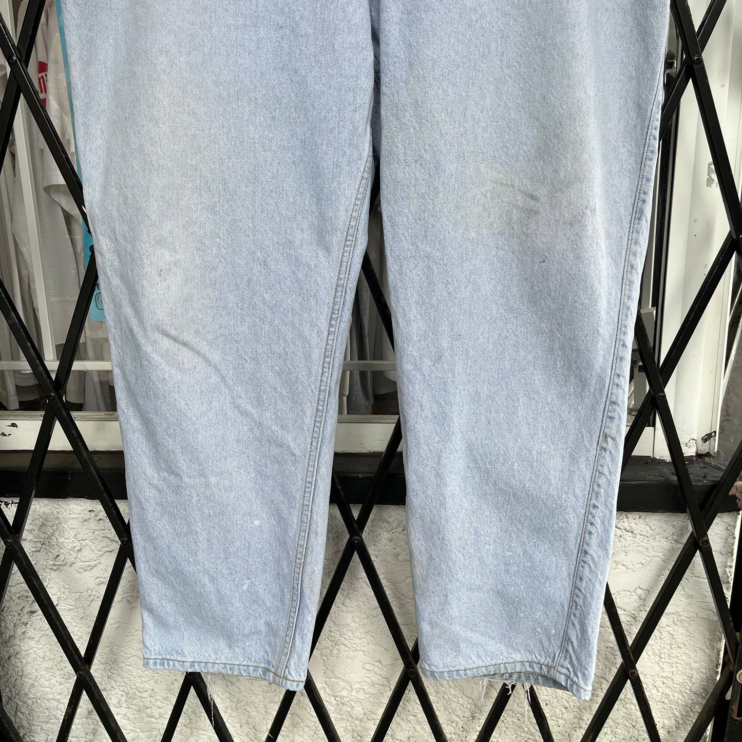Vintage Levi’s 545 Light Wash Pants - Size 48W x 30L