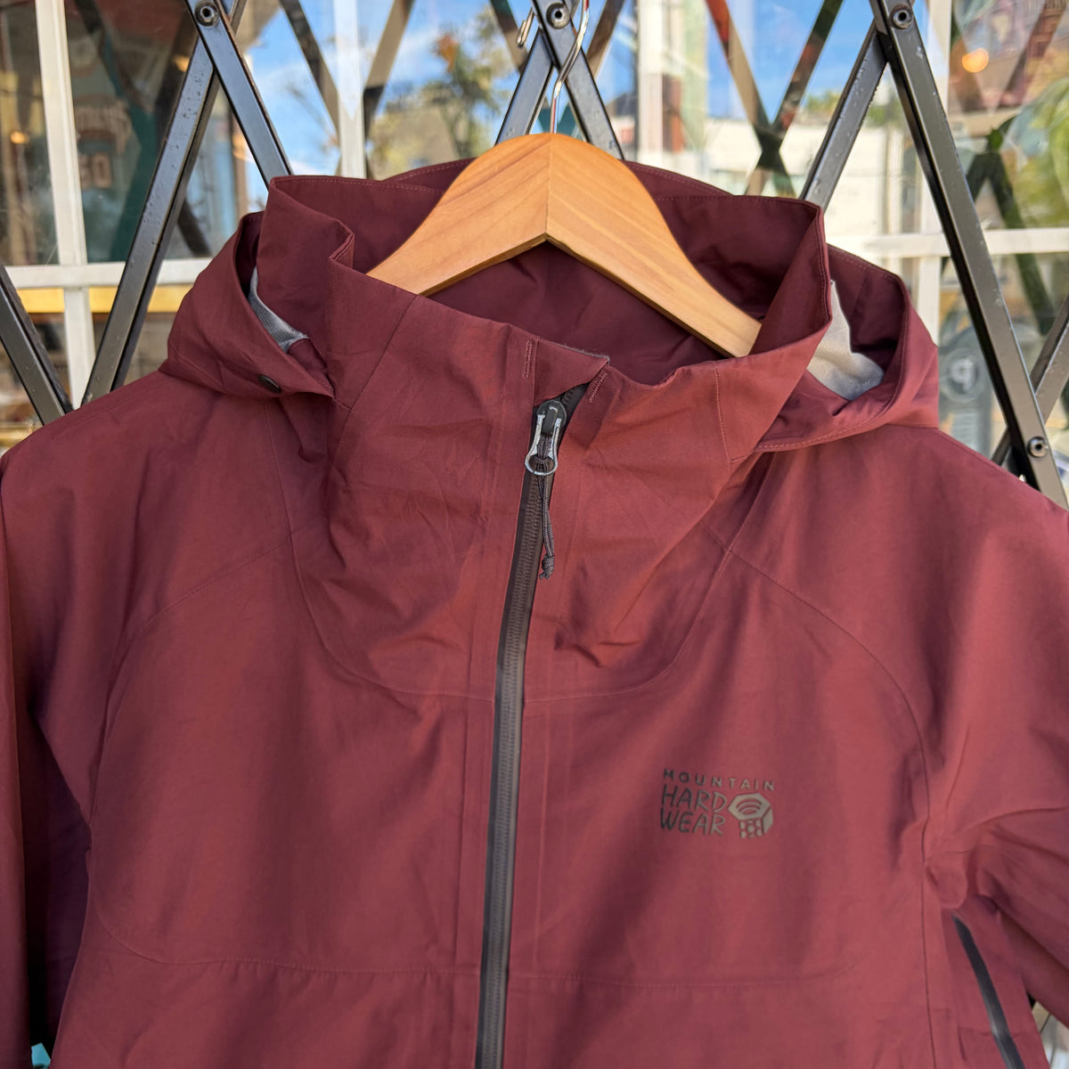 Mountain Hard Wear TrailVerse Gore-Tex Jacket - Size Women’s M