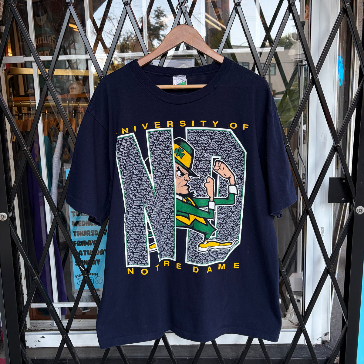 Vintage University of Notre Dame Tee - Size L