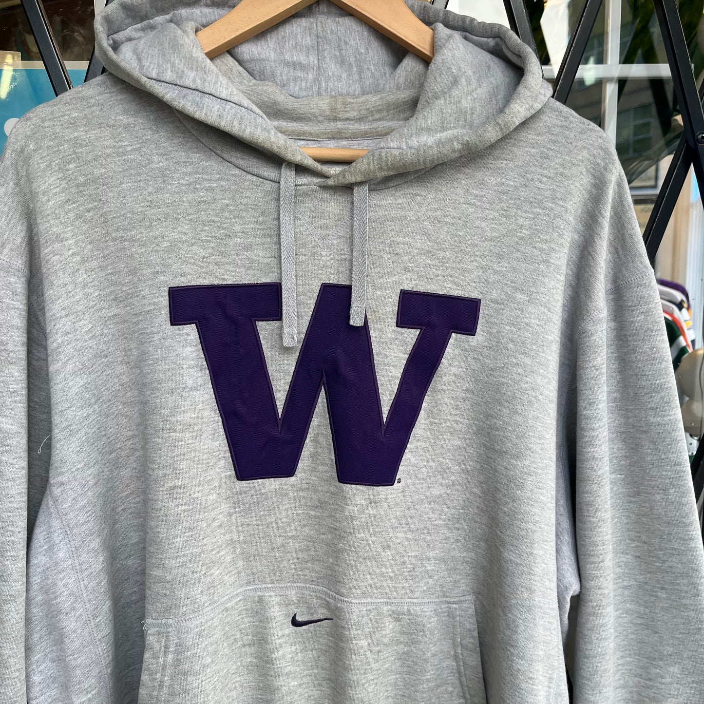 Nike Washington Huskies Mid Swoosh Hoodie - Size XL