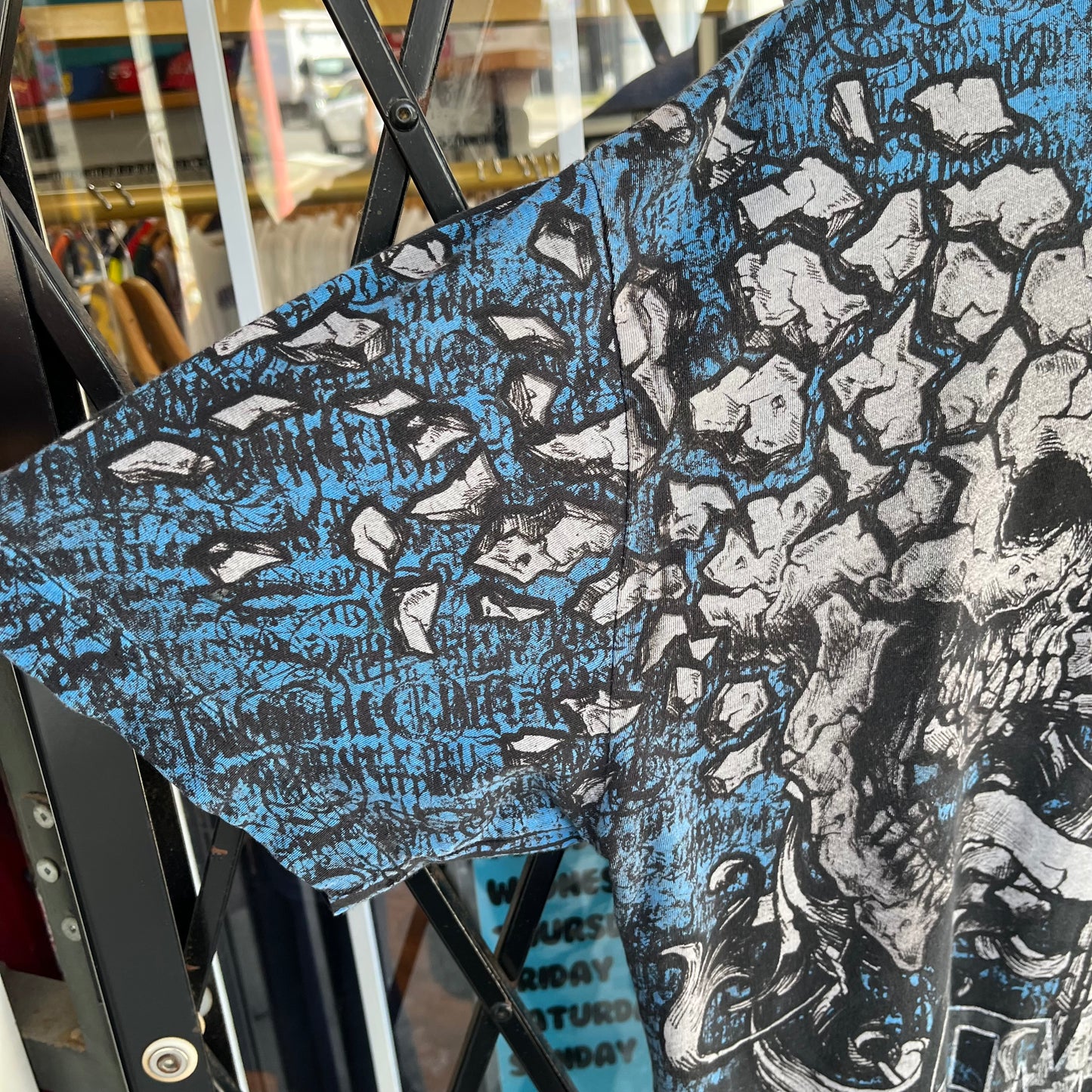Affliction Throwdown Tee - Size XL