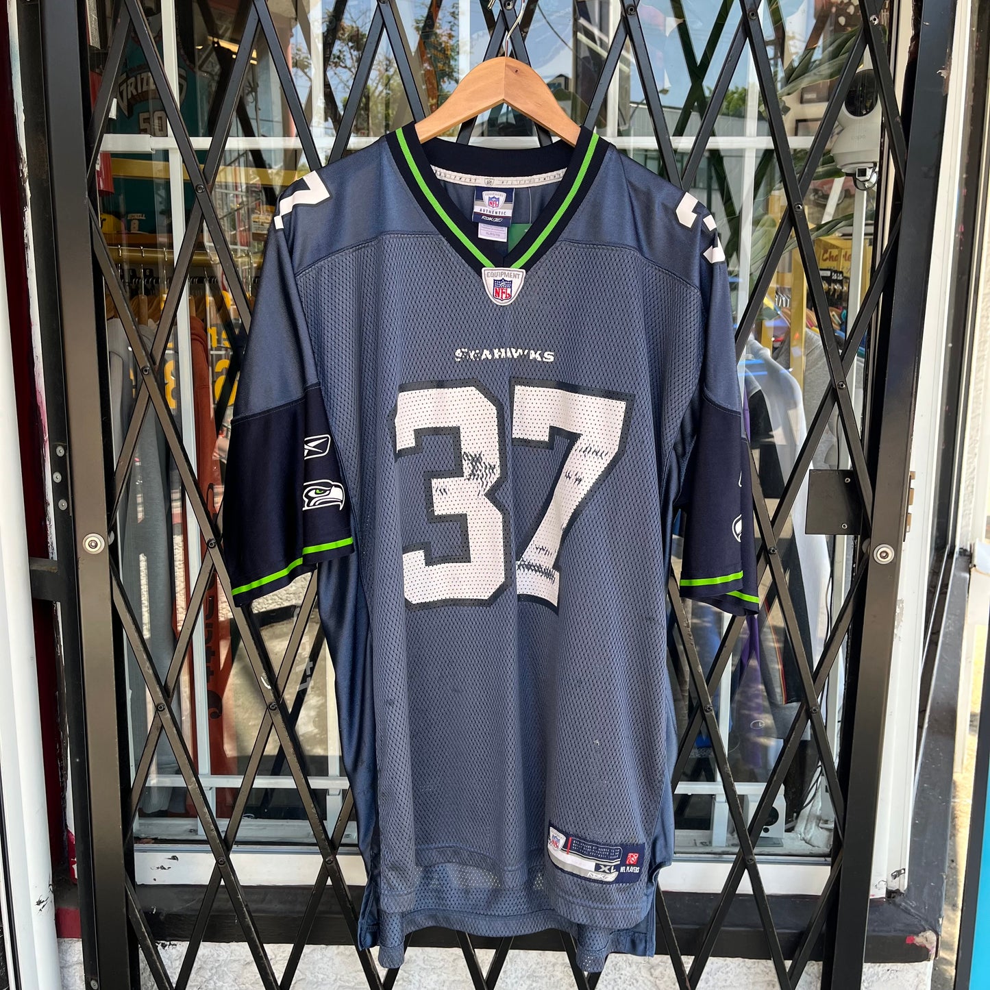 Seattle Seahawks Shaun Alexander Jersey - Size XL