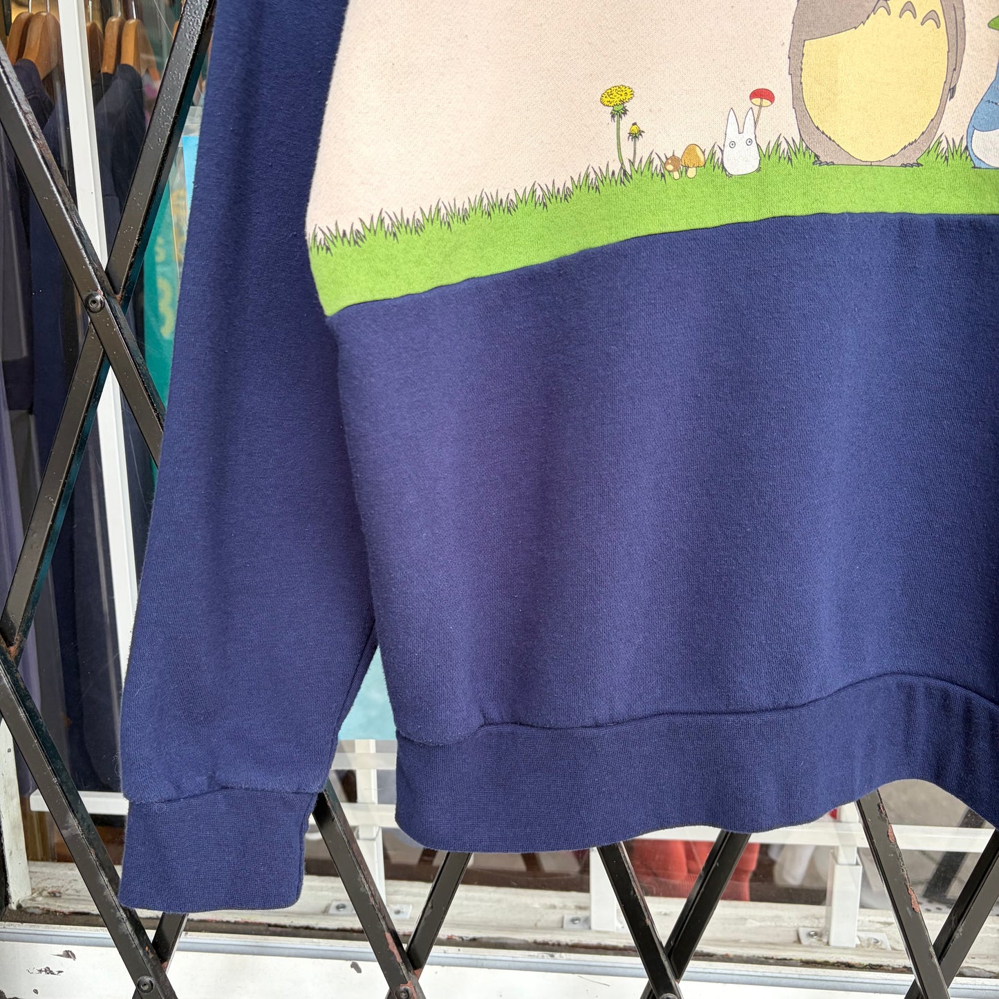 My Neighbour Totoro Crewneck - Size L