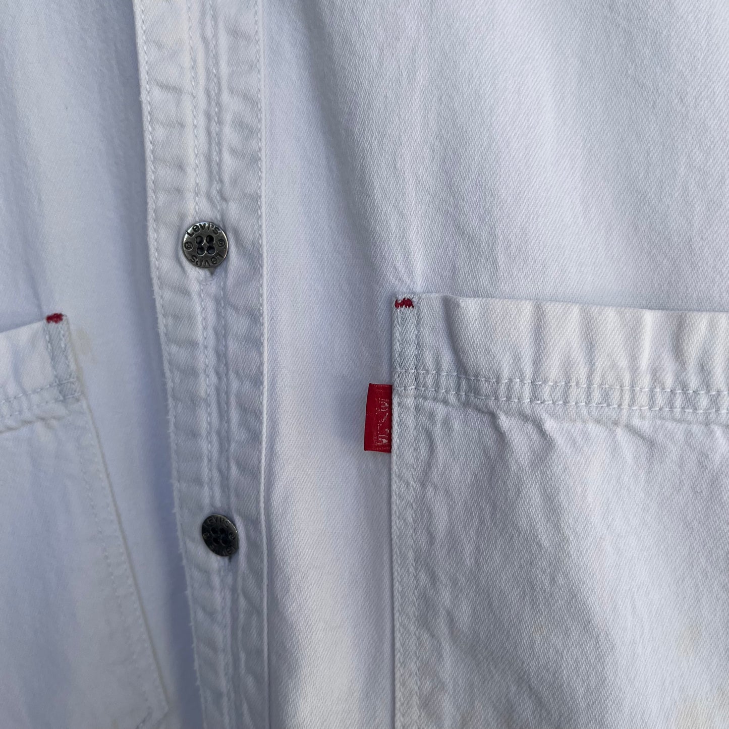 Vintage Levi’s Button Up Shirt - Size L