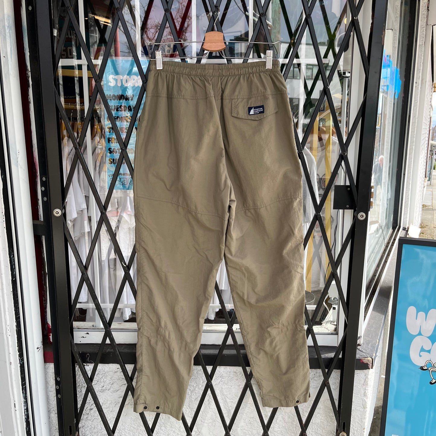 Vintage MEC Nylon Lightweight Pants - Size M