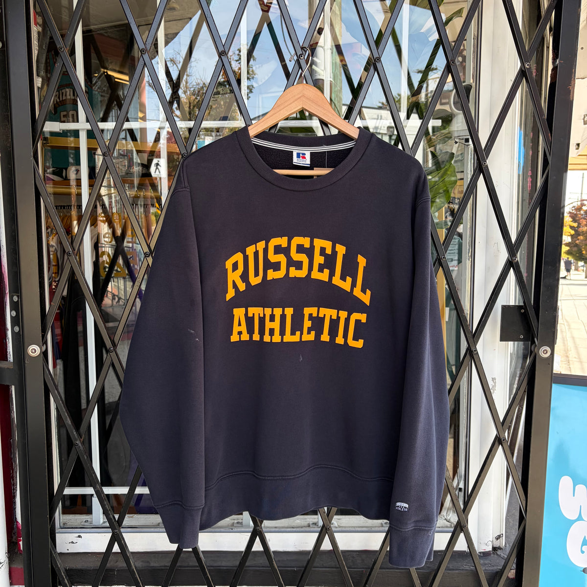 Russell Athletic Crewneck - Size XL
