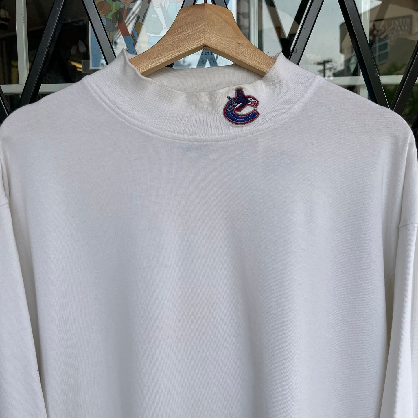 Vintage Nike Vancouver Canucks Mock Neck Long Sleeve - Size L