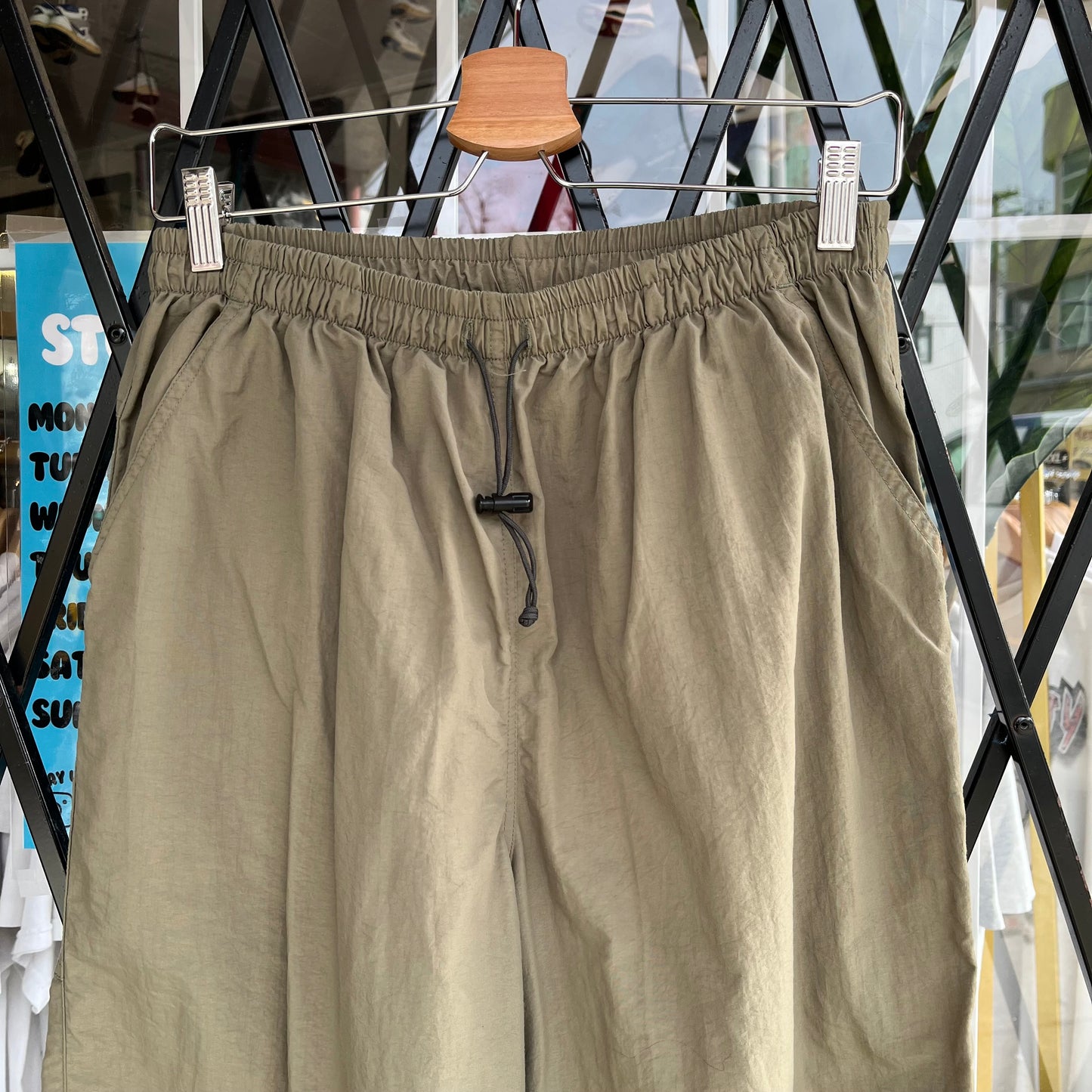 Vintage MEC Nylon Lightweight Pants - Size M