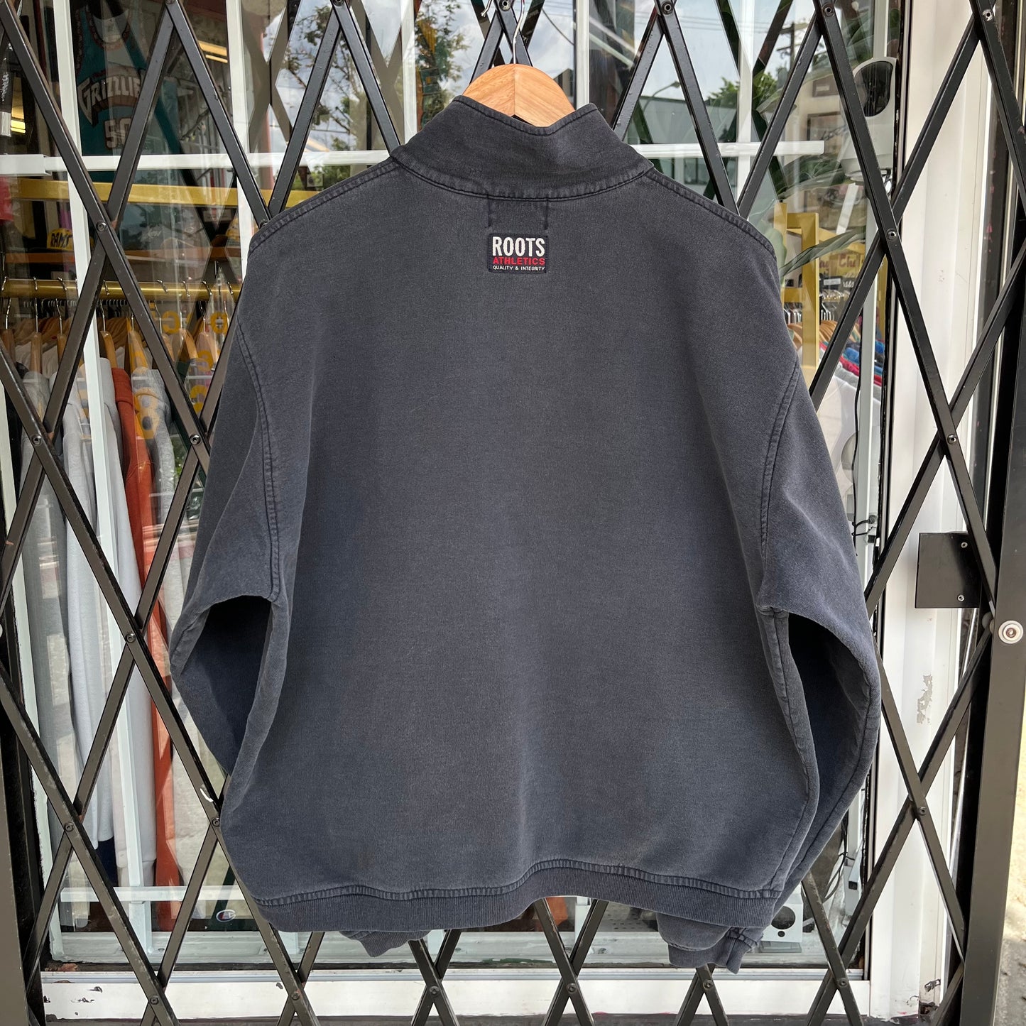 Vintage Roots Quarter Zip Sweater - Size L