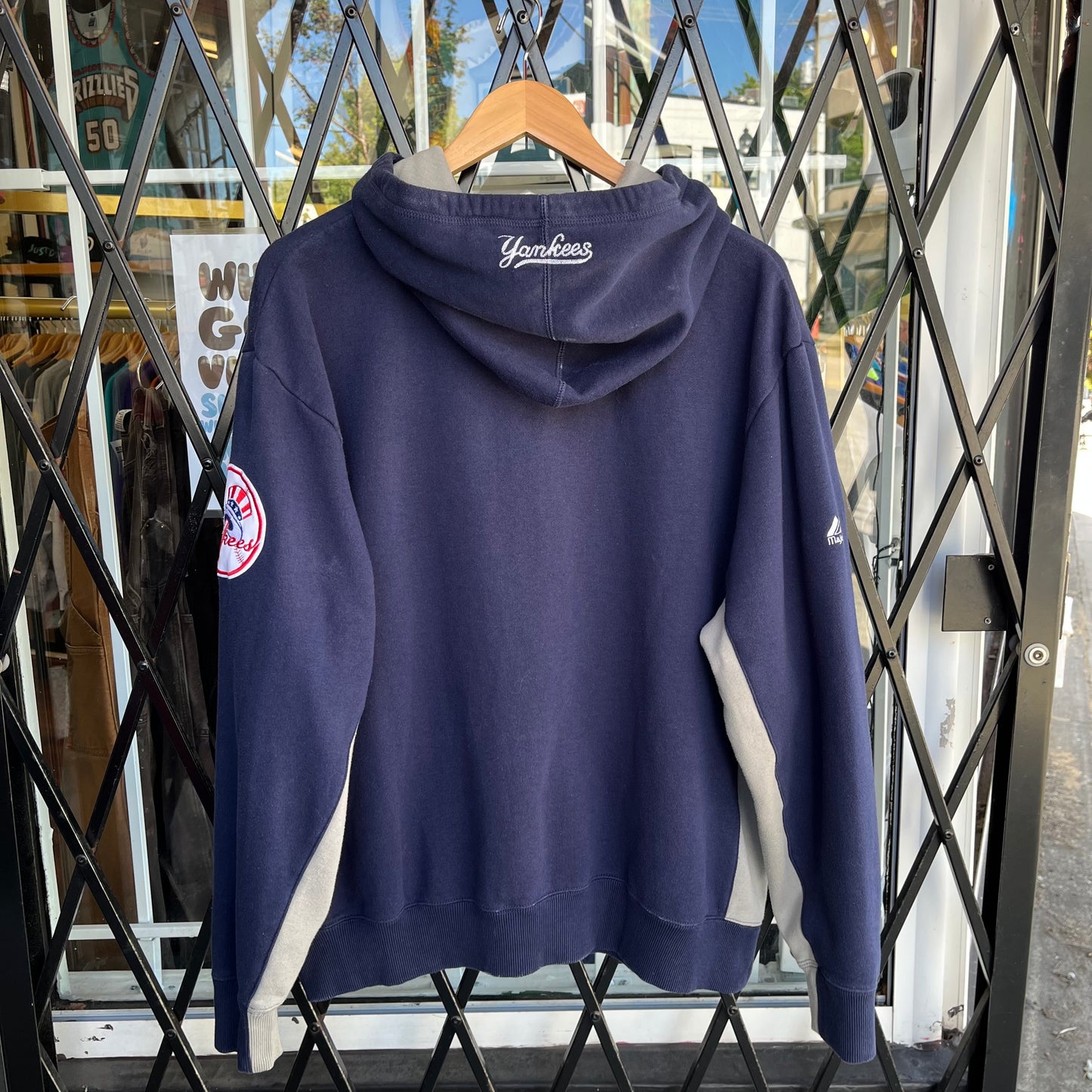 Vintage NY Yankees Hoodie - Size XL