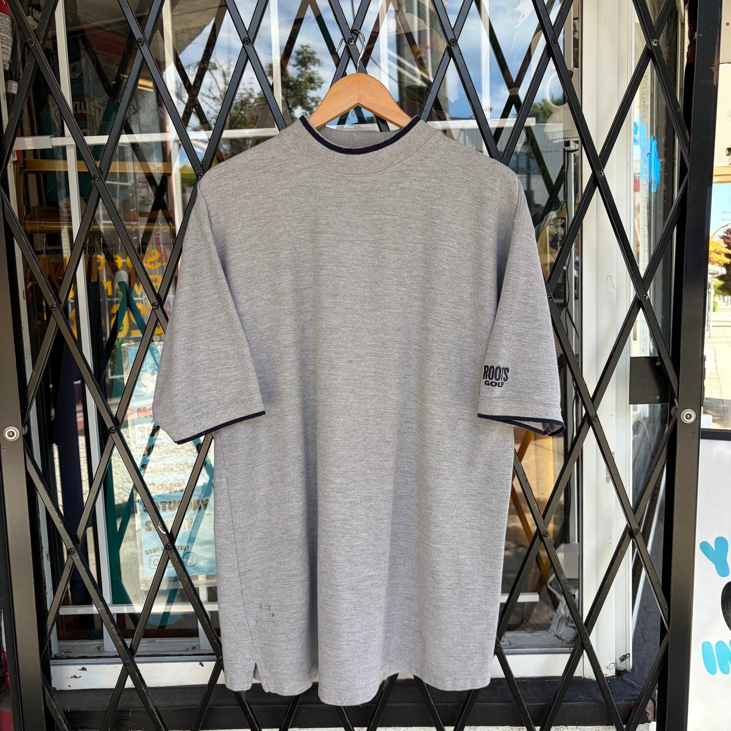 Vintage Roots Golf Mockneck Shirt - Size L