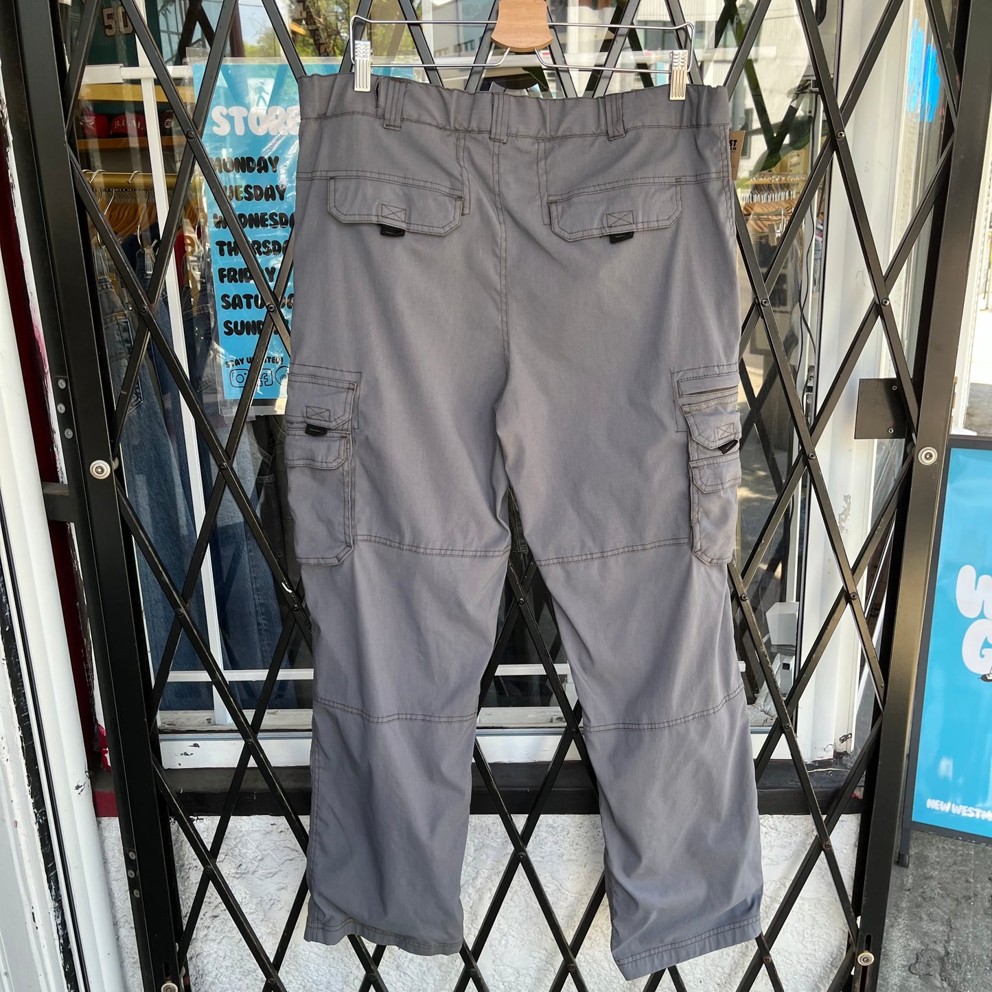 Outdoor Hiking Carho Pants - Size L x 32L