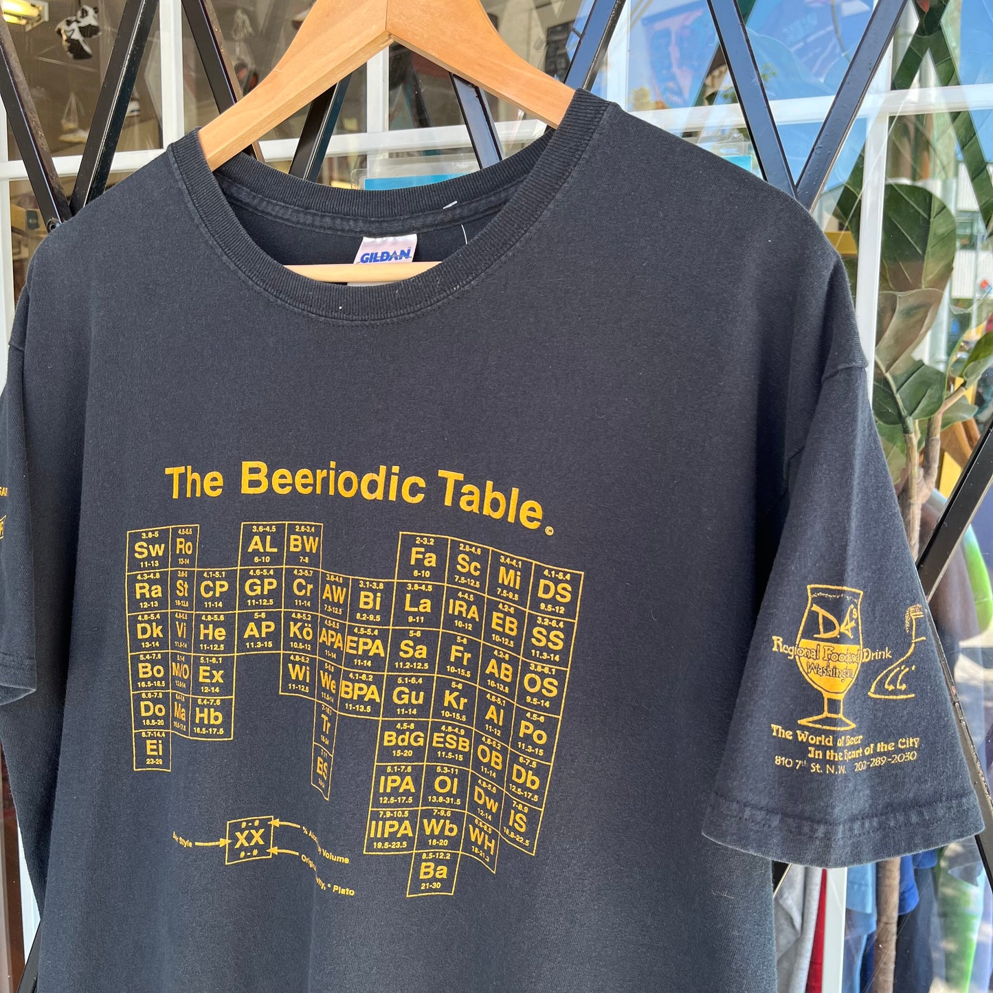 The Beeriodic Table of Contents Tee - Size L