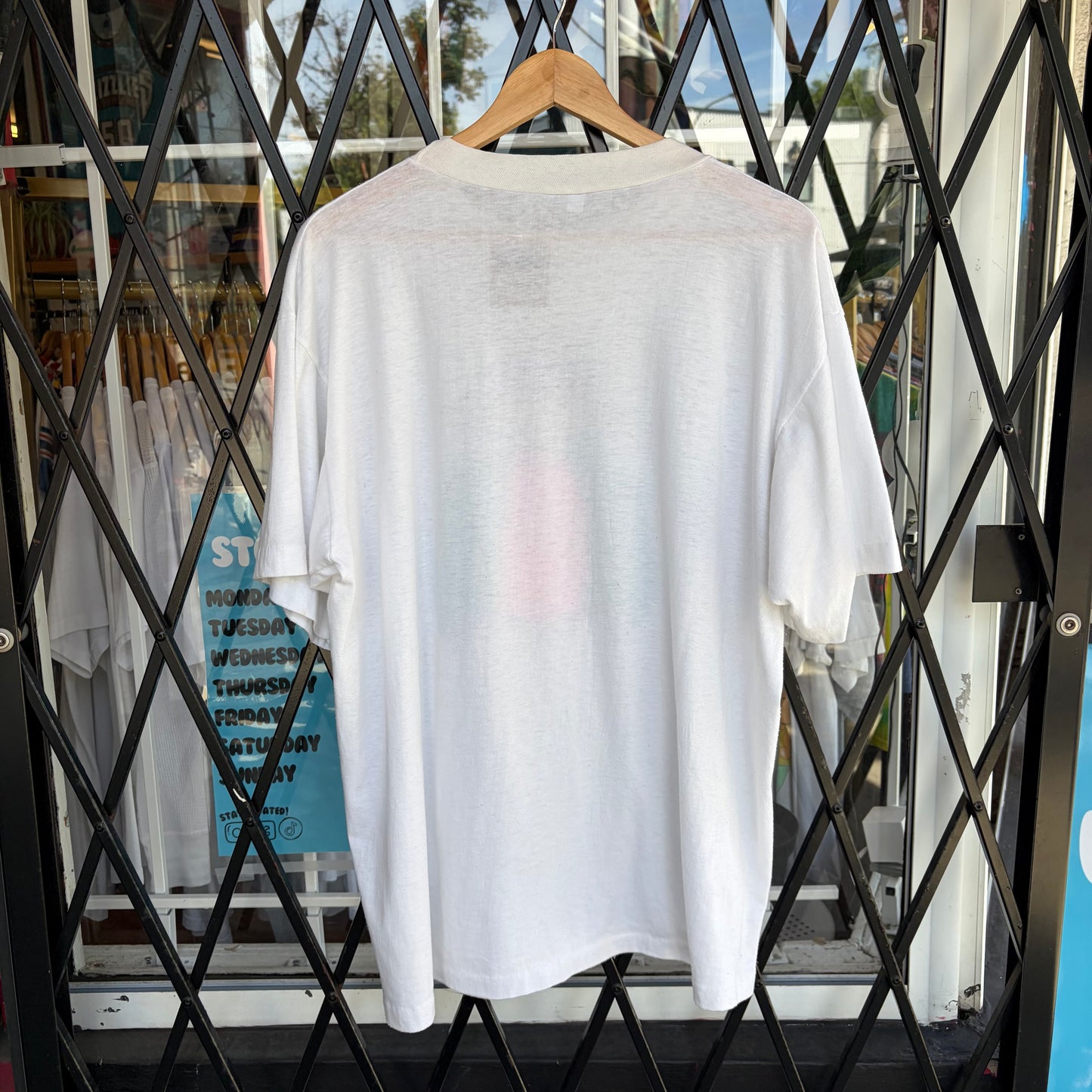 Vintage Cat Souvenir Tee - Size XL