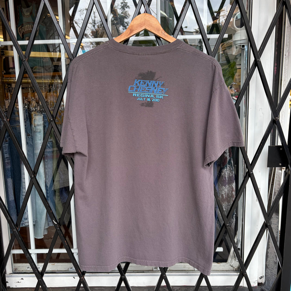 2010 Kenny Chesney Tour Tee - Size L