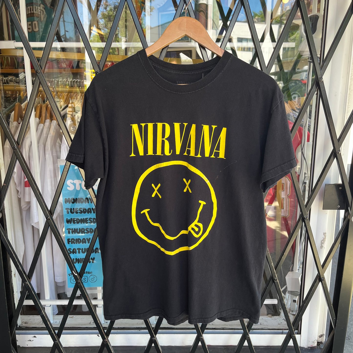 Nirvana Tee - Size L