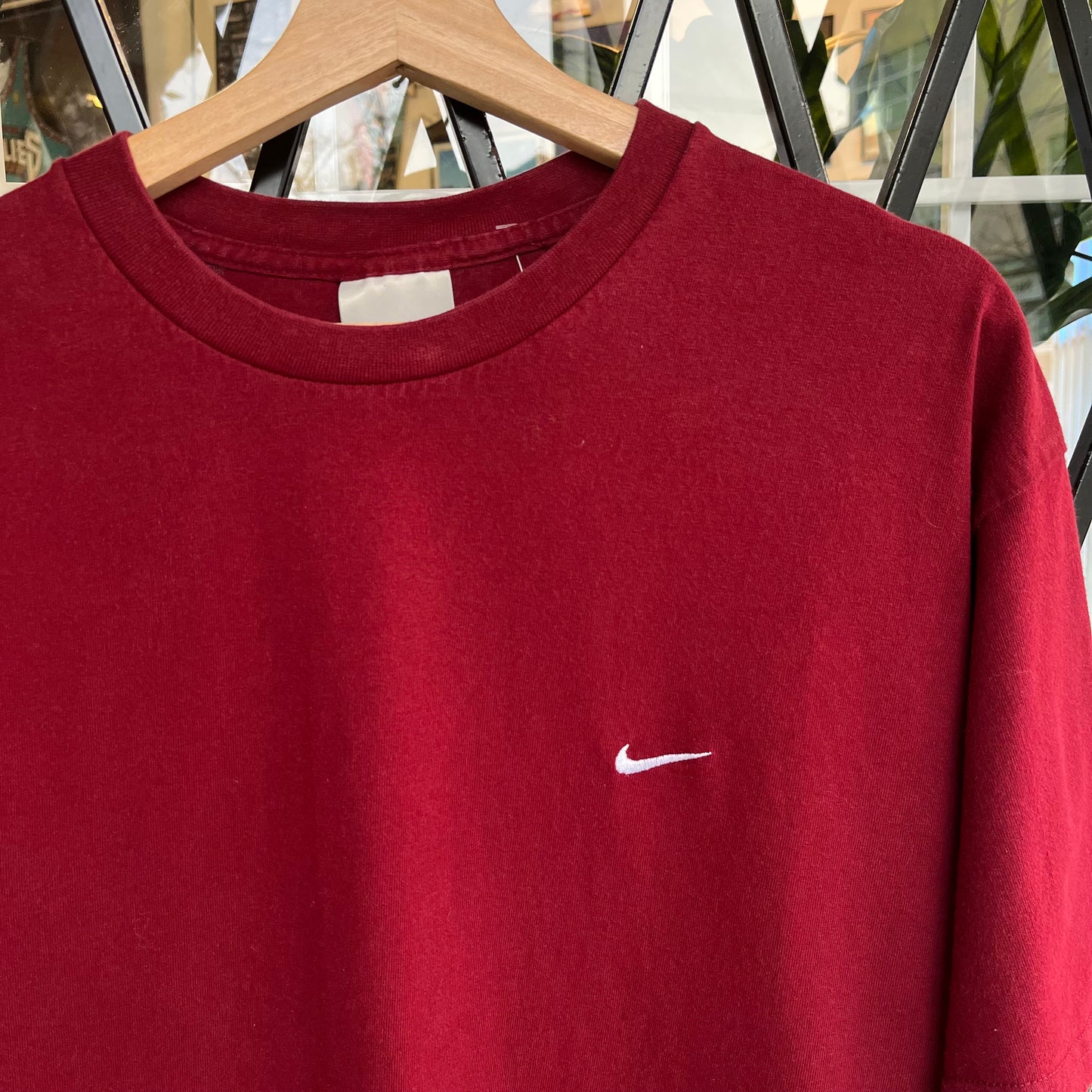 Vintage Nike Essential Tee - Size L