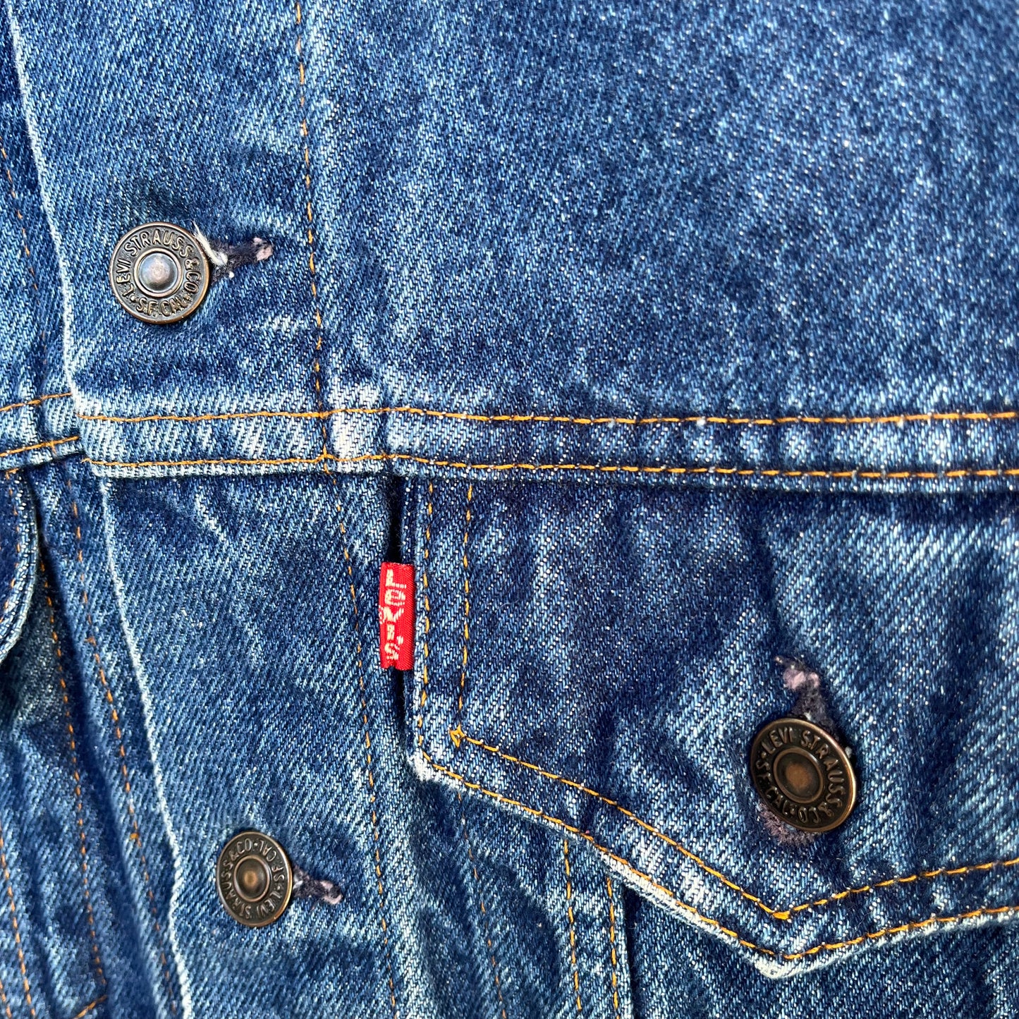 Vintage Levi’s Denim Jacket - Size 40 (M)