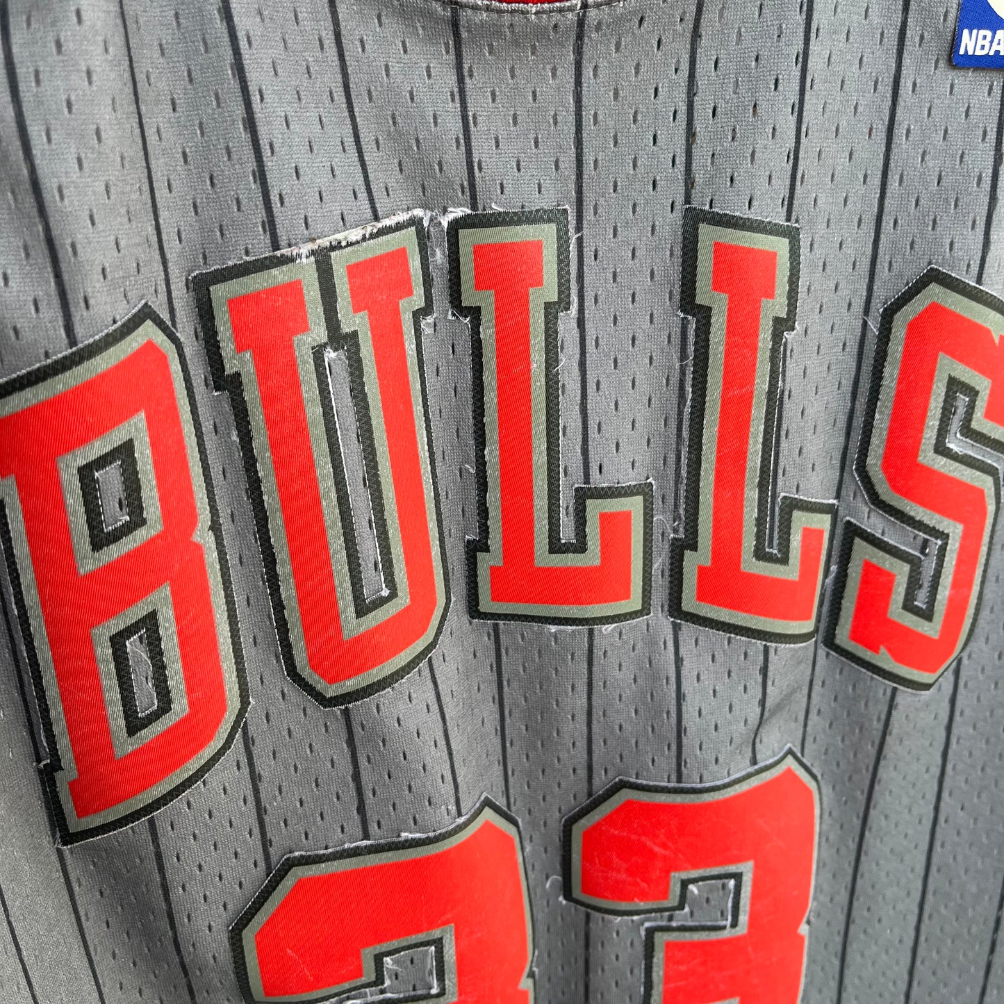 Mitchell & Ness Chicago Bulls Scottie Pippen Jersey - Size L