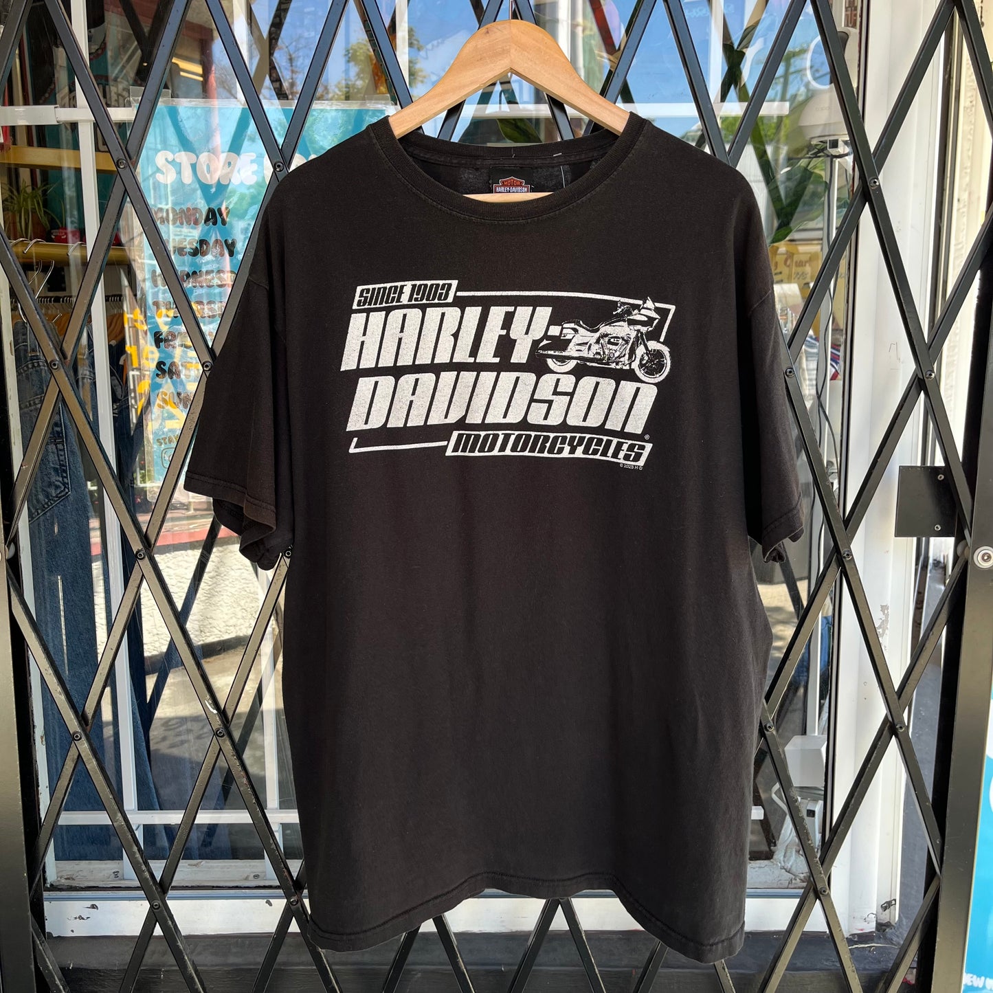 Harley Davidson Vancouver Tee - Size XL