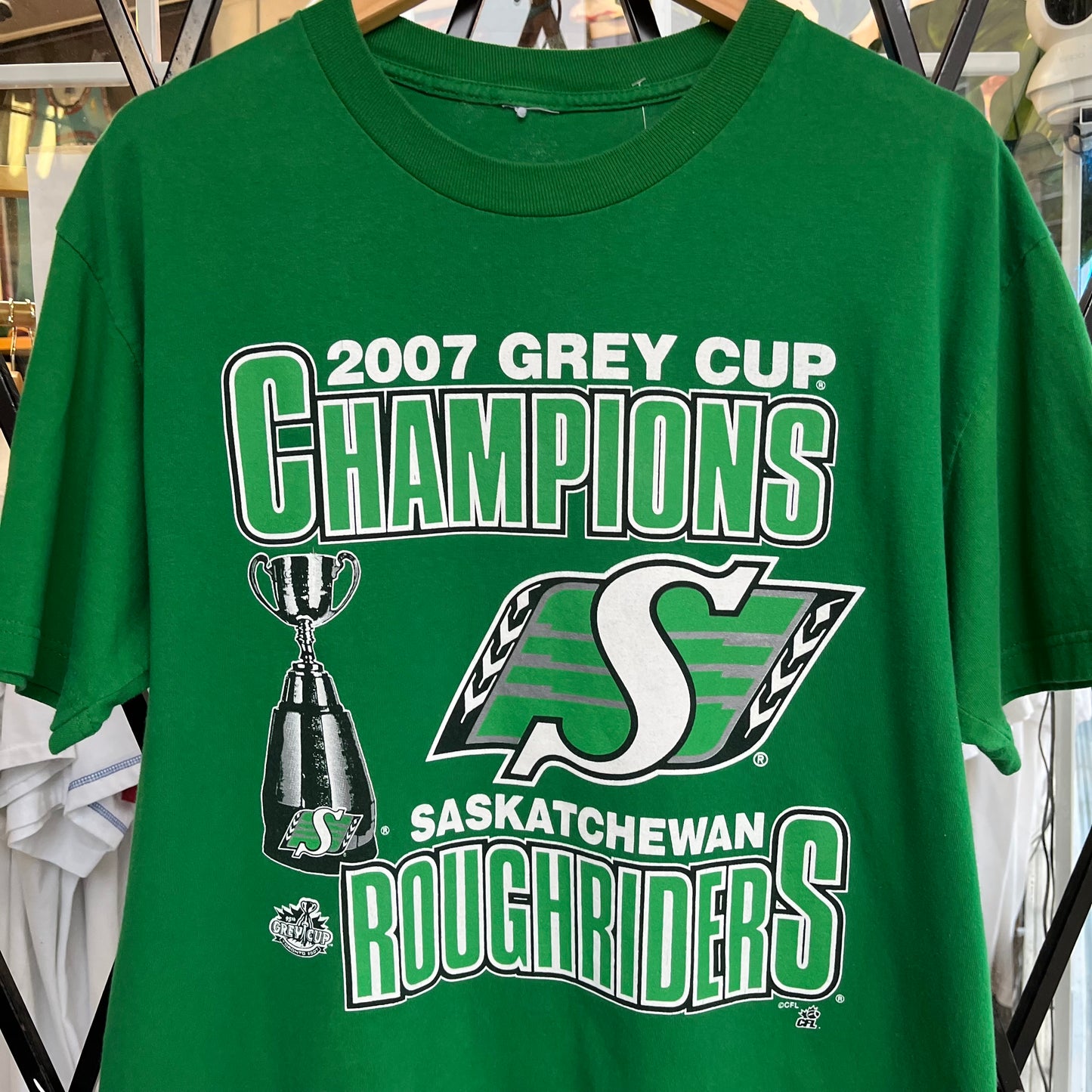 2007 Saskatchewan Roughriders Tee - Size L
