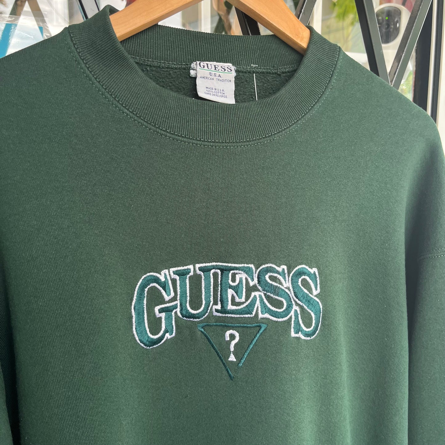 Vintage Guess Crewneck - Size XL