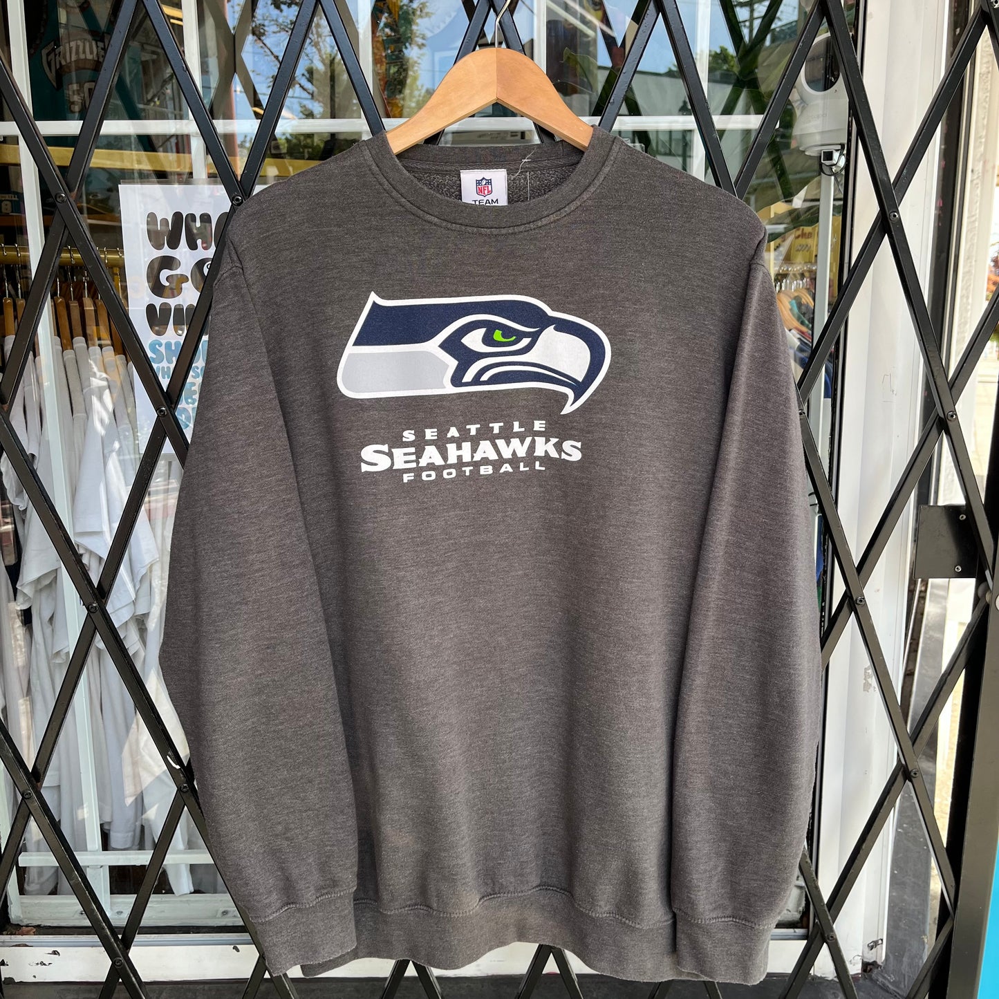 Seattle Seahawks Crewneck - Size XL