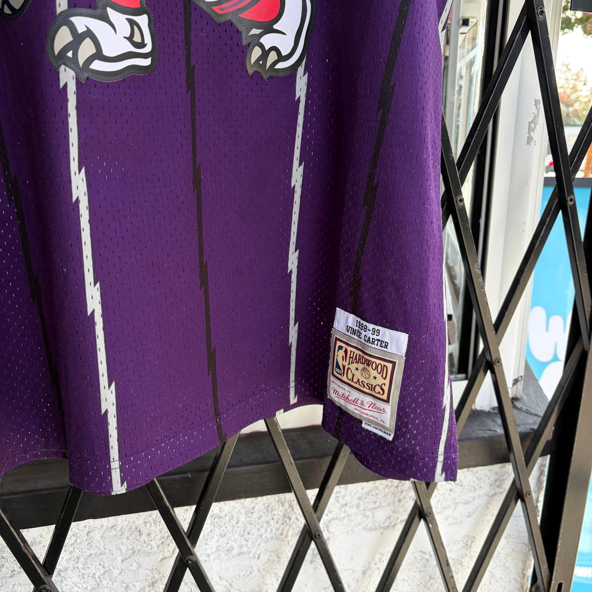 M&N Toronto Raptors Vince Carter Jersey - Size XXL