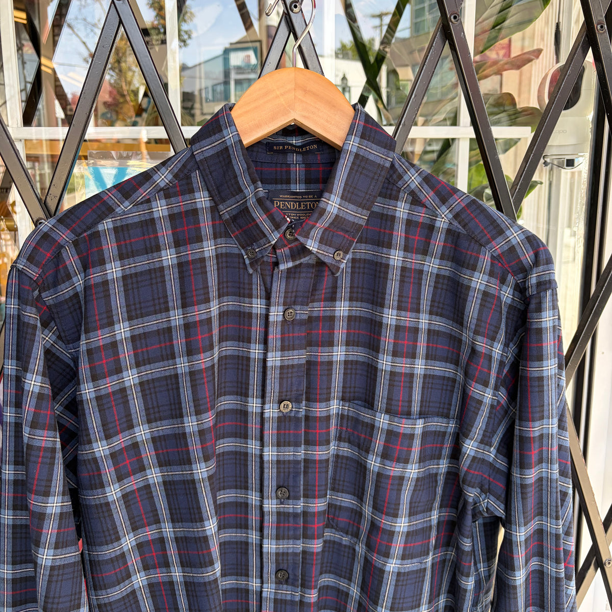 Pendleton Button Up Shirt - Size M Tall