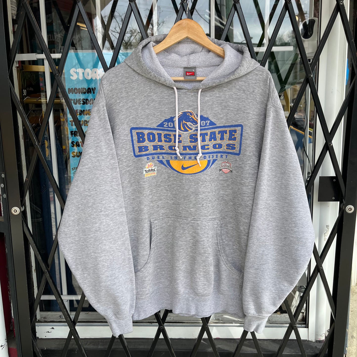 2007 Nike Boise State Football Hoodie - Size L