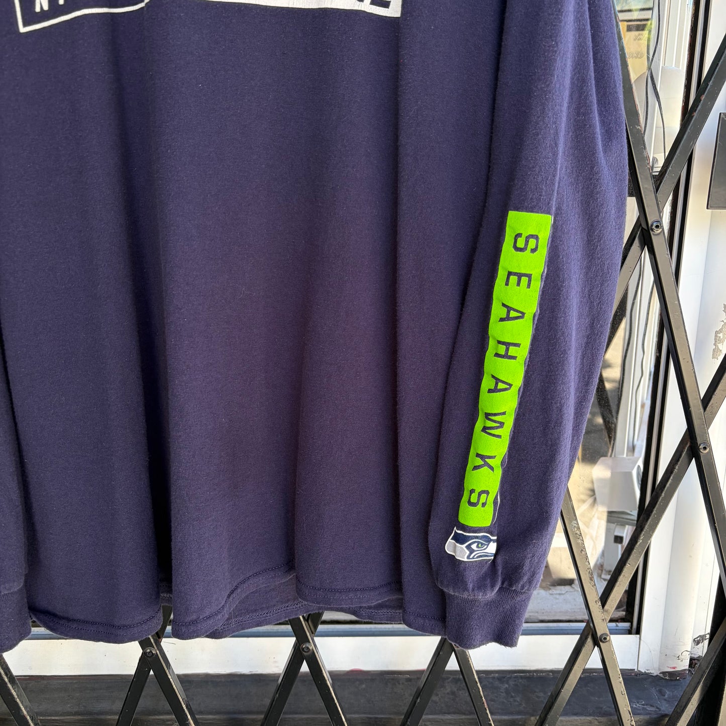 Seattle Seahawks Long Sleeve - Size L