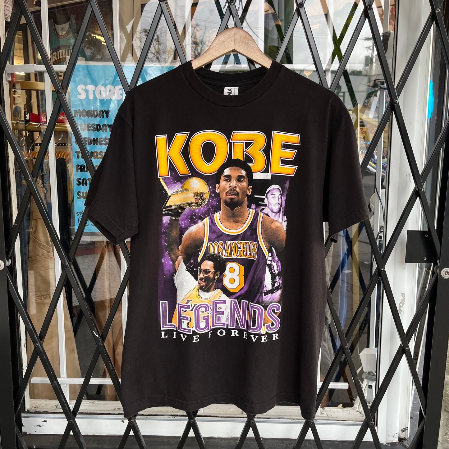 Kobe Bryant Memorial Tee - Size L