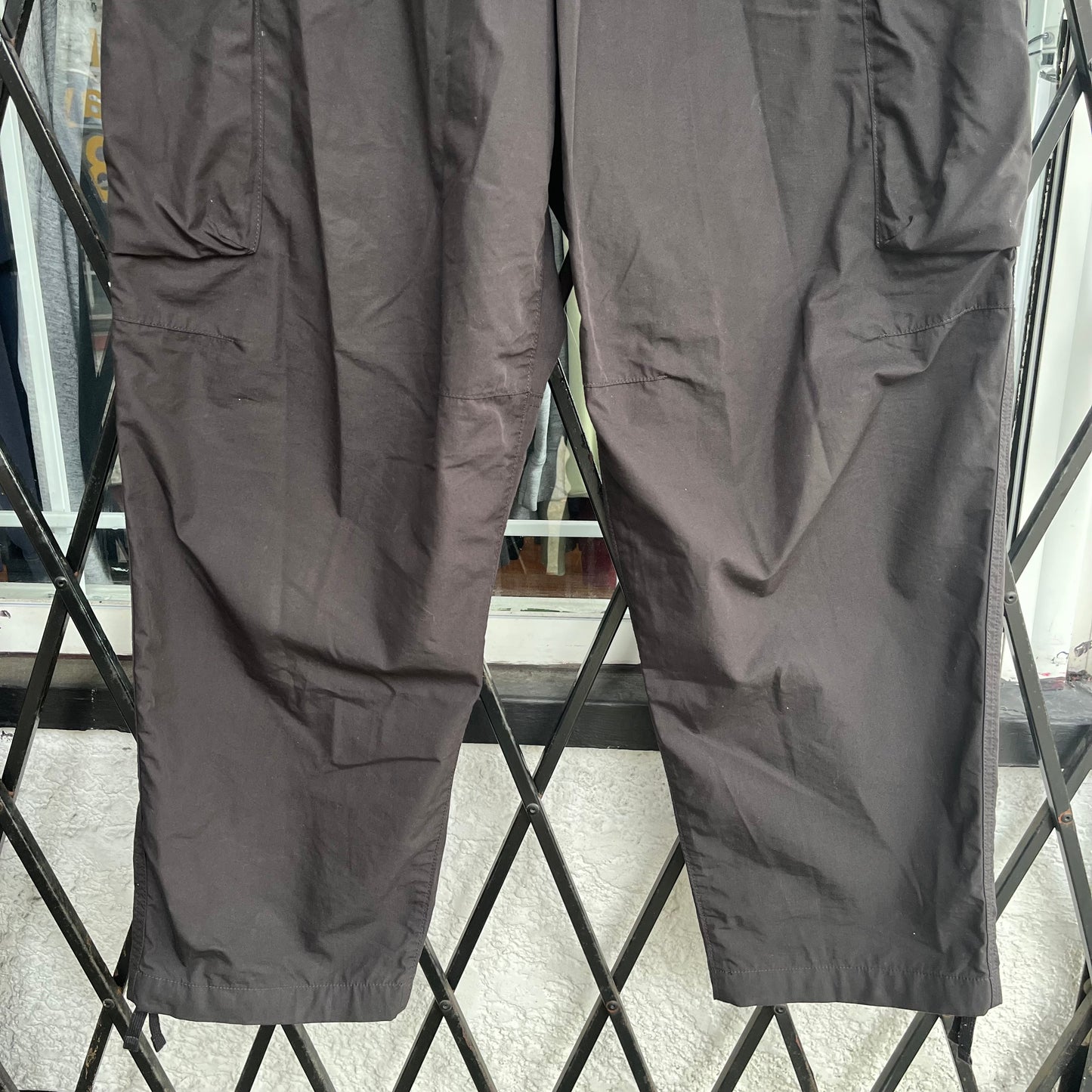 Uniqlo Cargo Pants - Size 36W