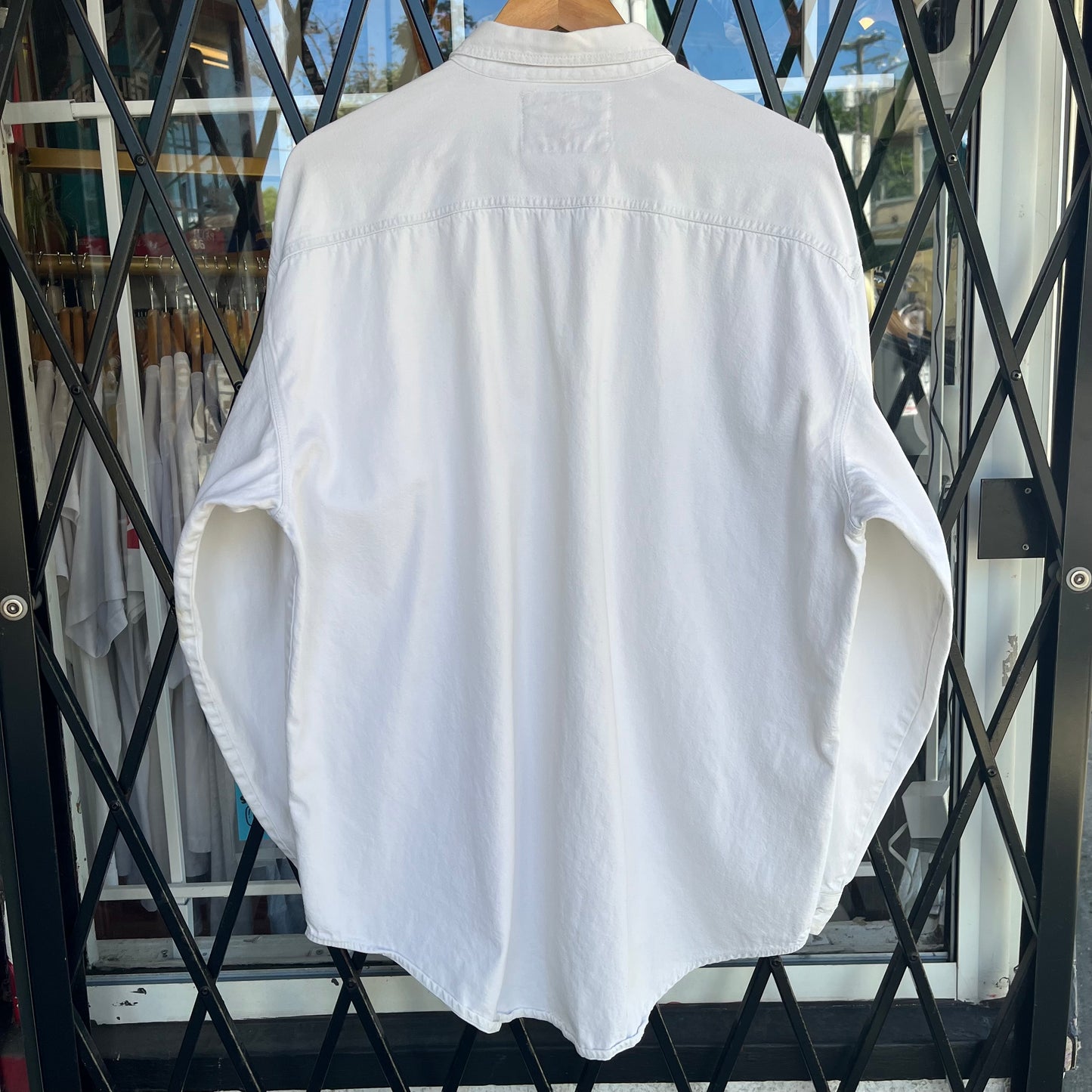 Vintage Levi’s Button Up Shirt - Size L