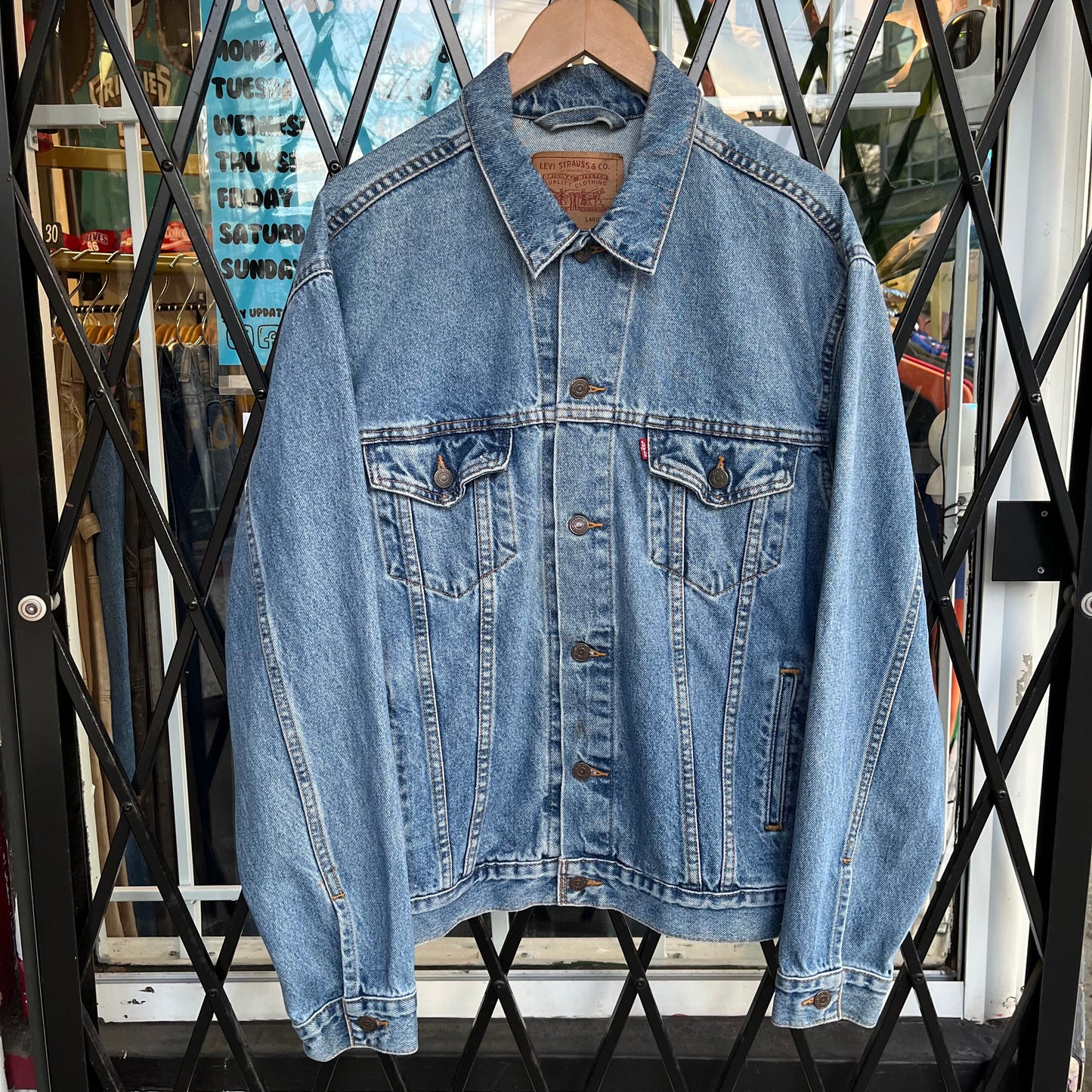 Vintage Levi’s Denim Jacket - Size L