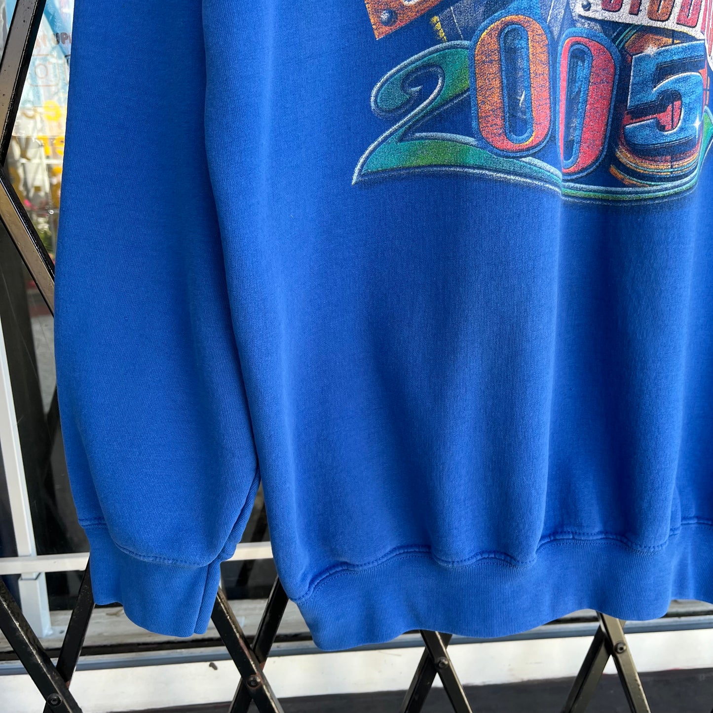 2005 Universal Studios Crewneck - Size L