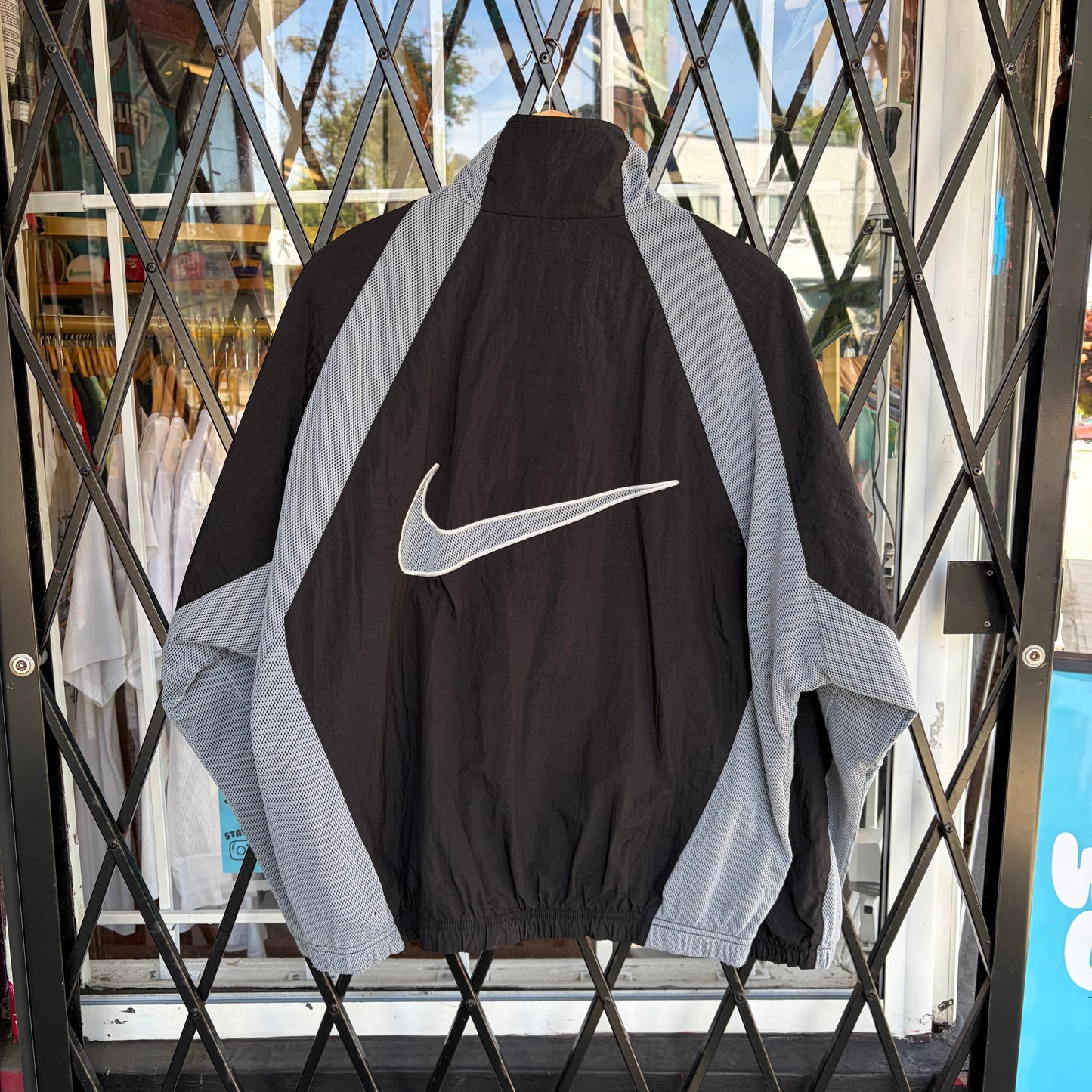 Vintage Nike Windbreaker - Size L
