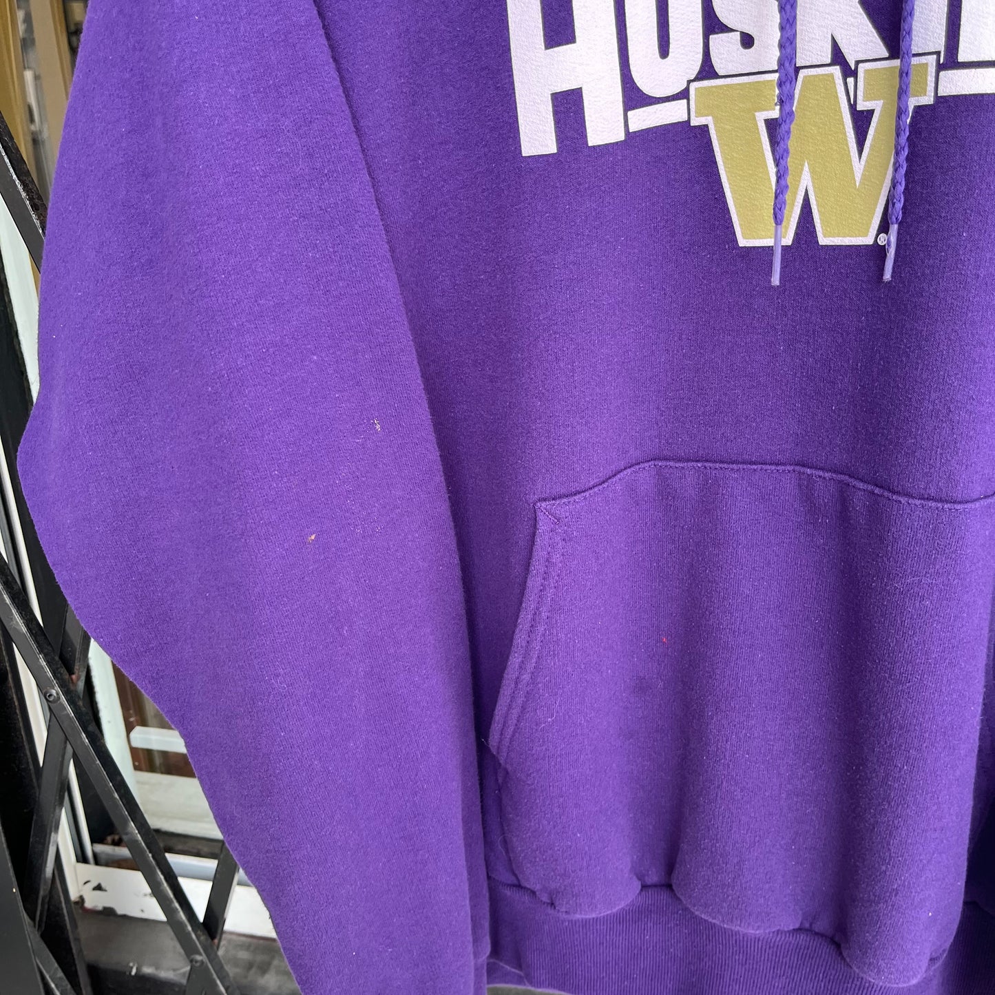 University of Washington Huskies Hoodie - Size XL