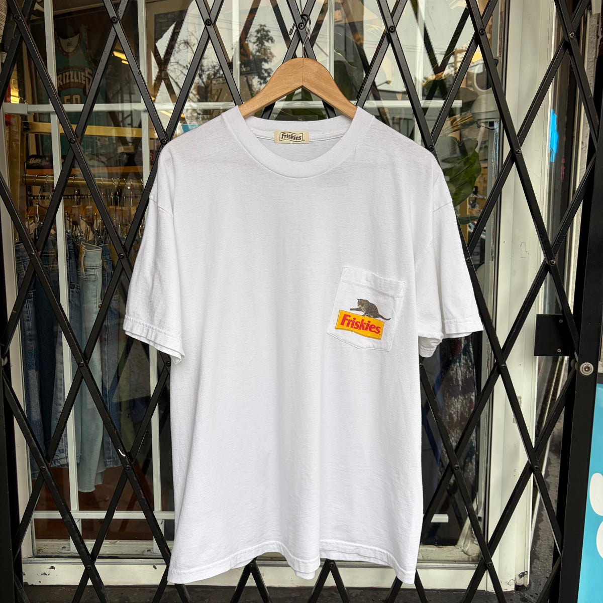 Vintage Friskies Cat Pocket Tee - Size XL