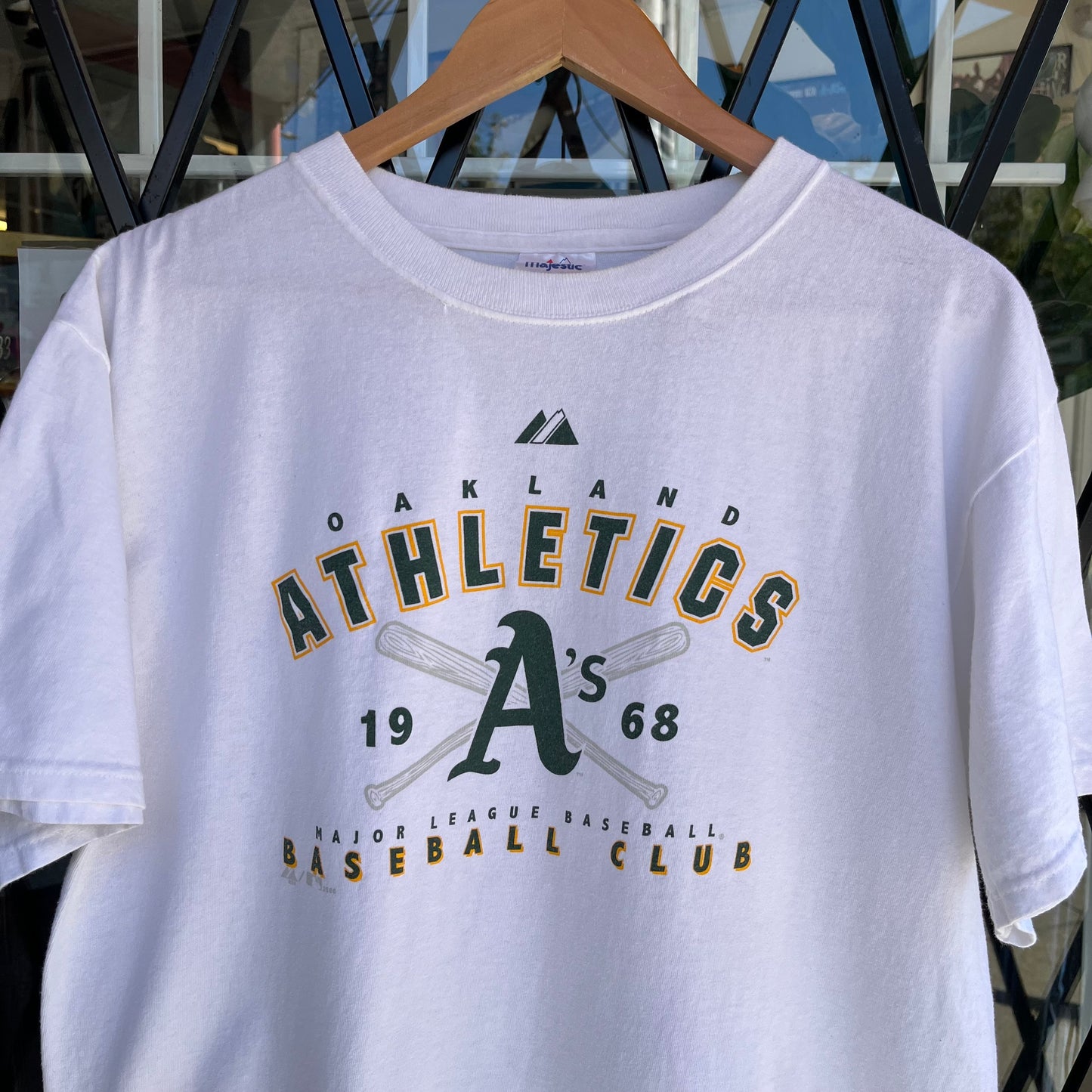 2006 Oakland Athletics Tee - Size L