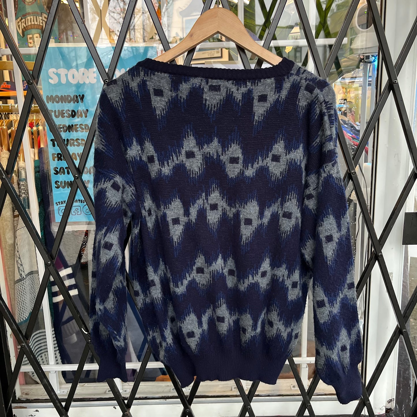 Vintage Knit Sweater - Size M