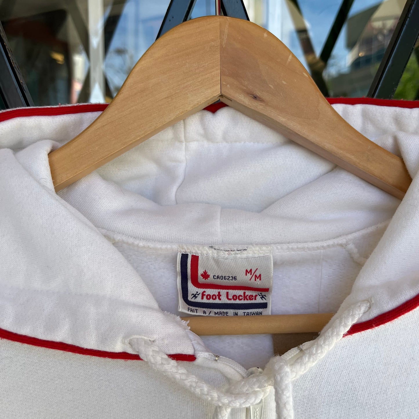 Vintage Canada Hoodie - Size M