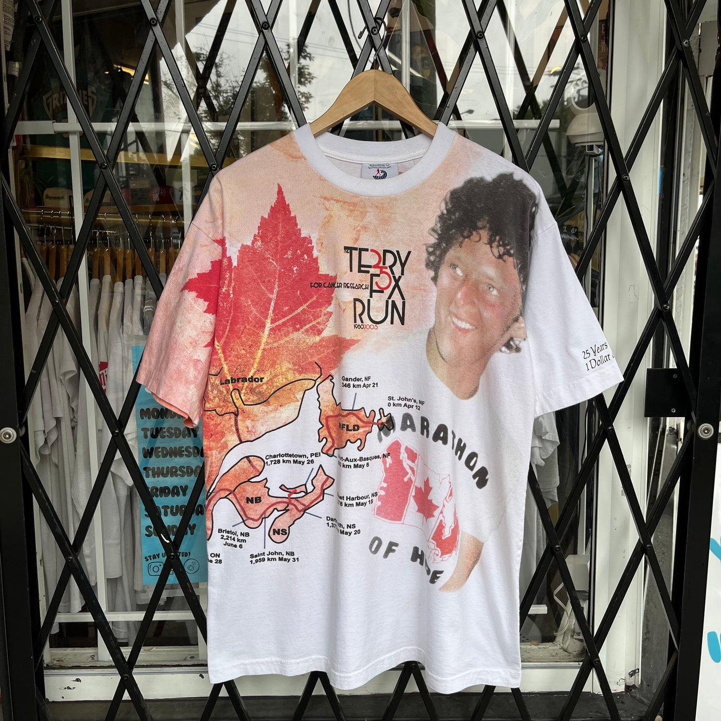 2005 Terry Fox Foundation Tee - Size XL